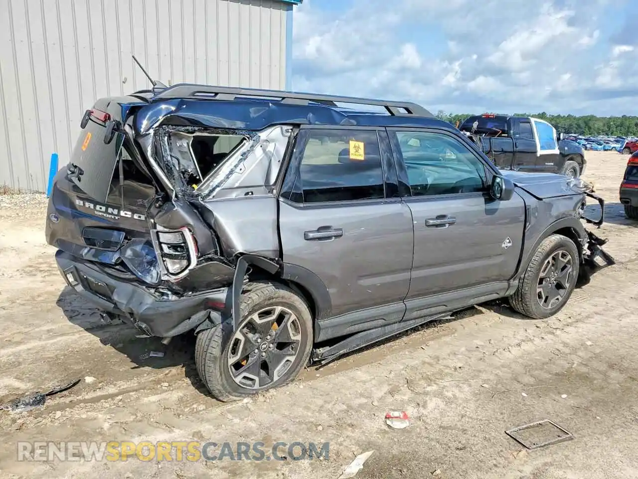 3 Photograph of a damaged car 3FMCR9C69NRE27395 FORD BRONCO 2022