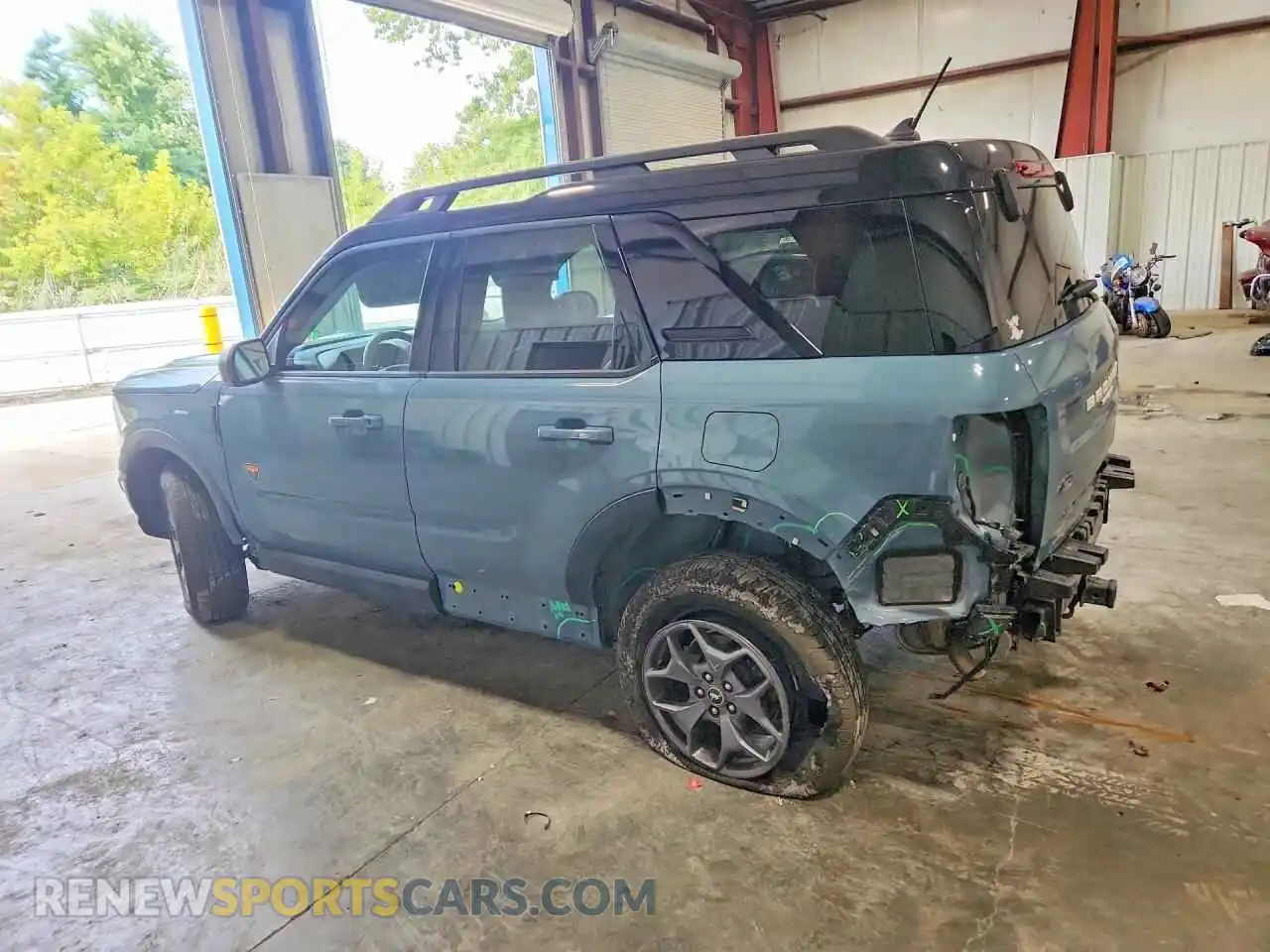 2 Photograph of a damaged car 3FMCR9D91NRD68738 FORD BRONCO 2022