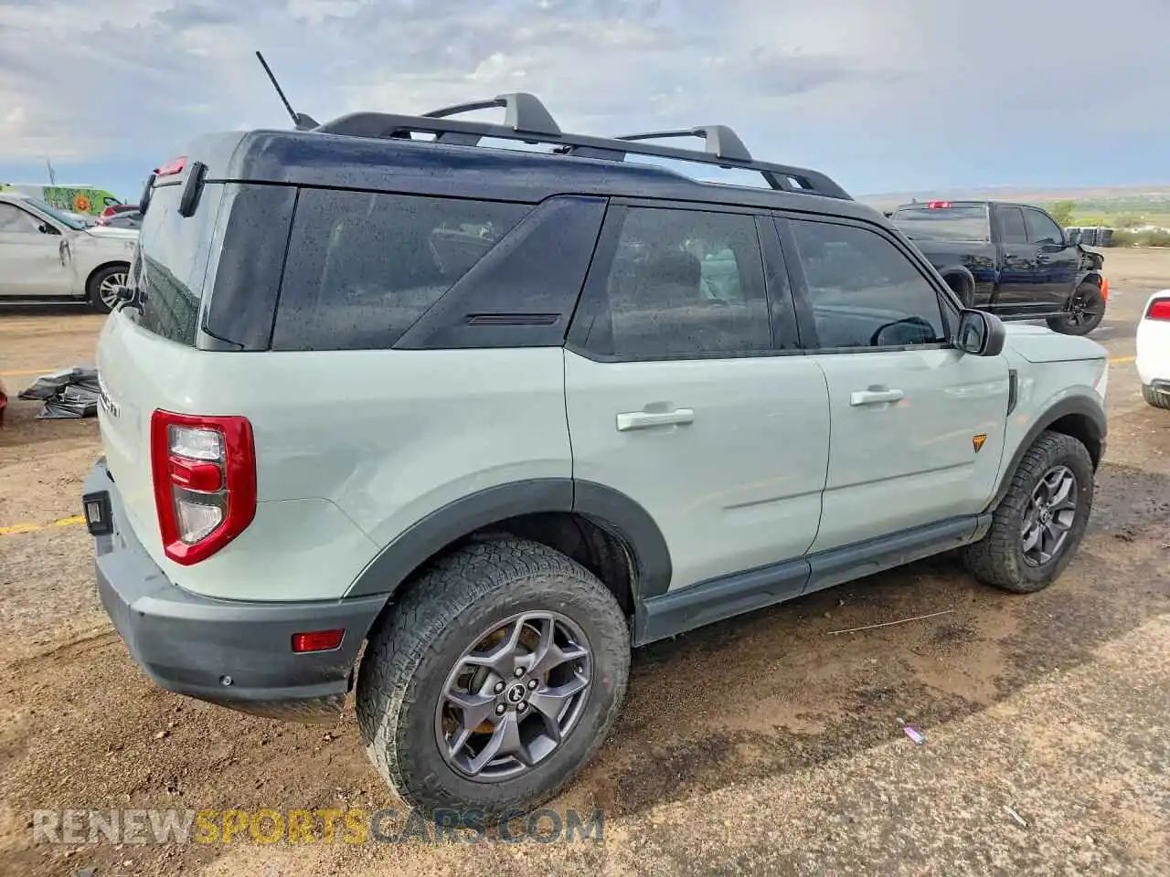3 Photograph of a damaged car 3FMCR9D96NRD54009 FORD BRONCO 2022