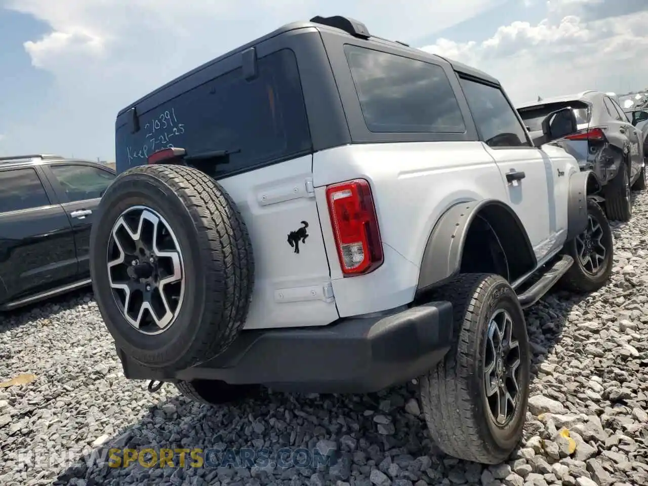 3 Photograph of a damaged car 1FMDE5AP1PLA94504 FORD BRONCO 2023