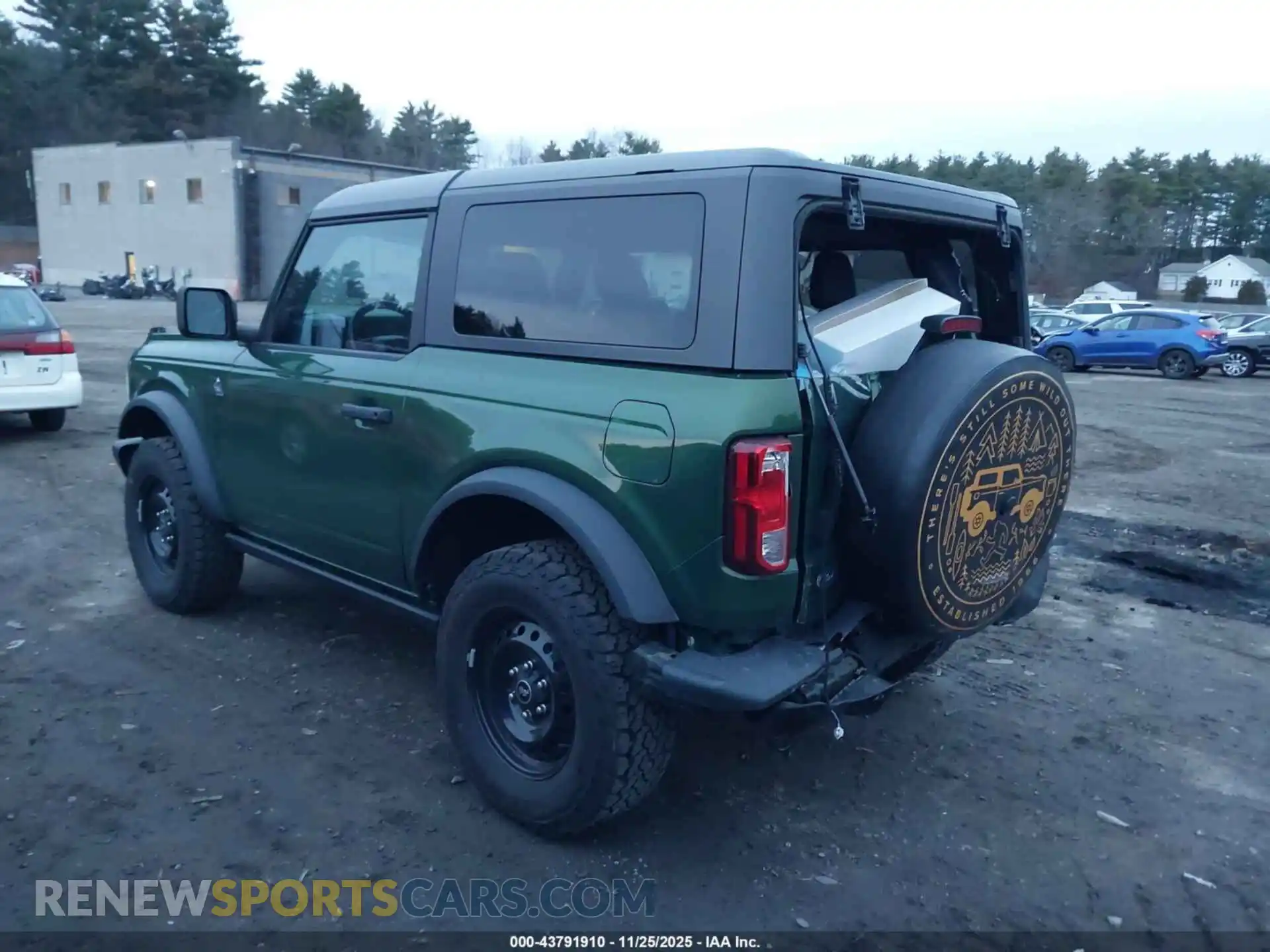 3 Photograph of a damaged car 1FMDE5AP2PLB70912 FORD BRONCO 2023