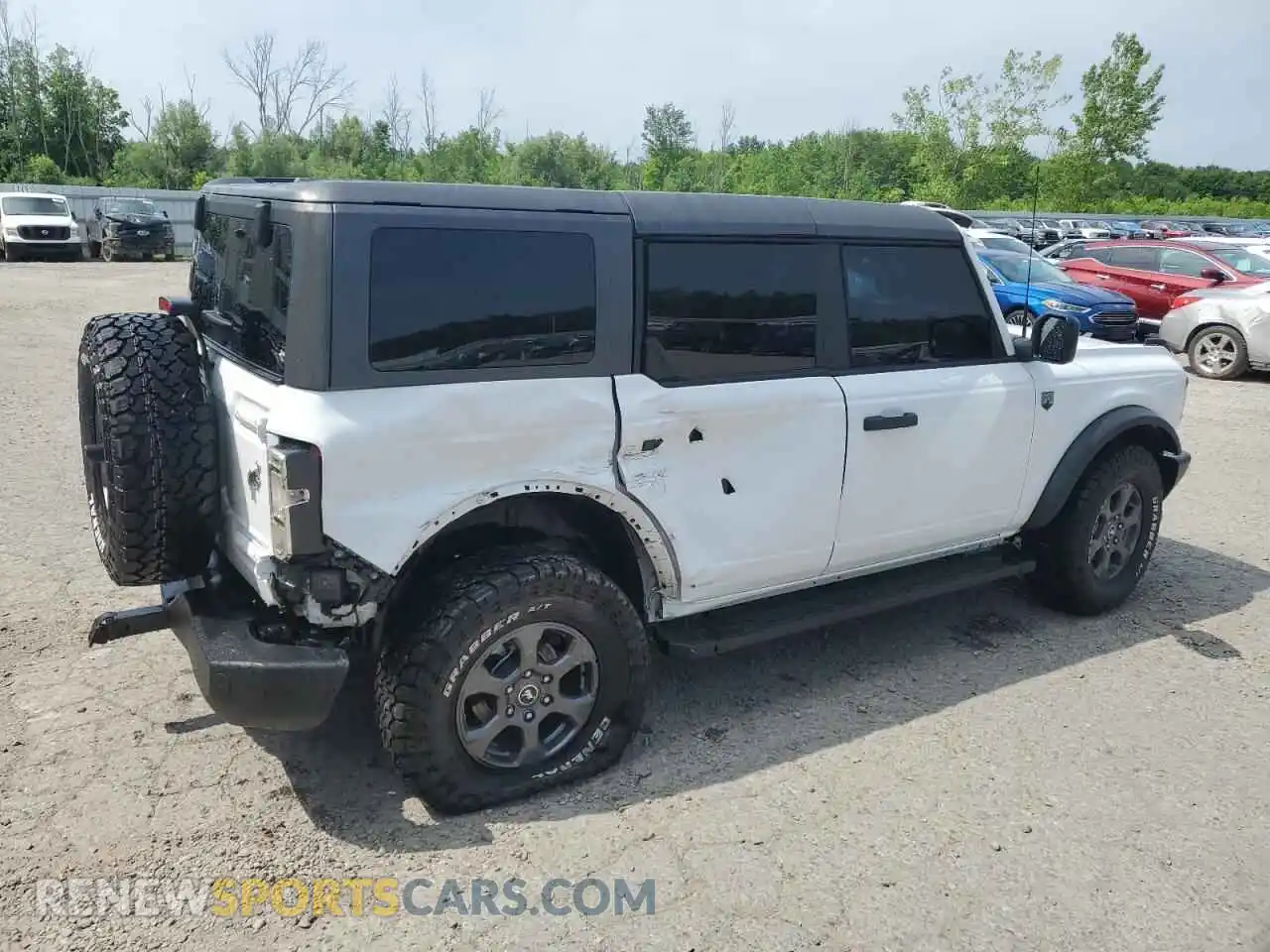 3 Photograph of a damaged car 1FMDE5BH2PLB20499 FORD BRONCO 2023