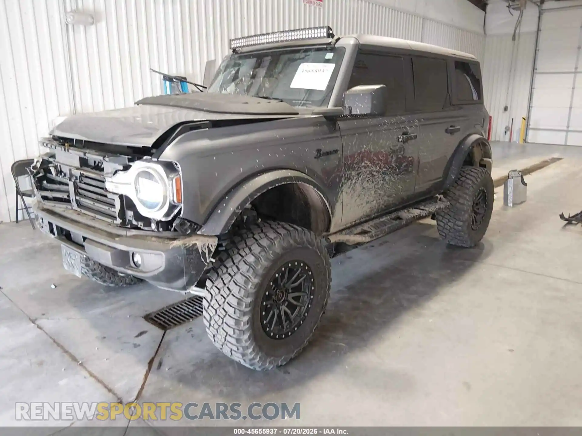 2 fotografías del automóvil dañado 1FMDE5BH4PLB58672 FORD BRONCO 2023