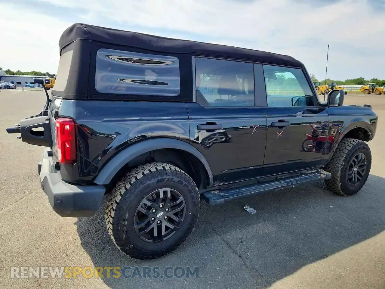 3 Фотография поврежденного автомобиля 1FMDE5BH5PLB83726 FORD BRONCO 2023