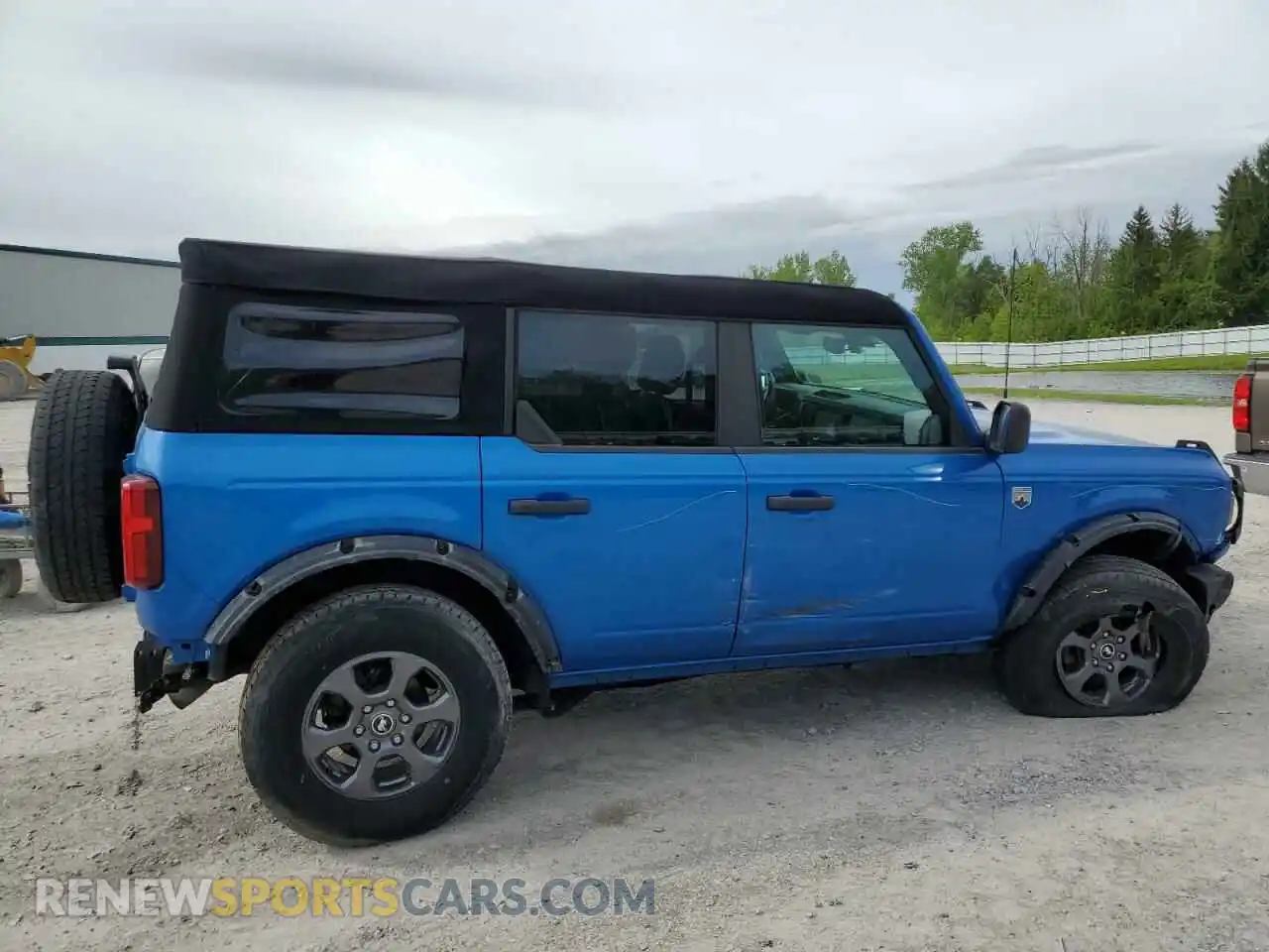 3 fotografías del automóvil dañado 1FMDE5BH7PLB11989 FORD BRONCO 2023