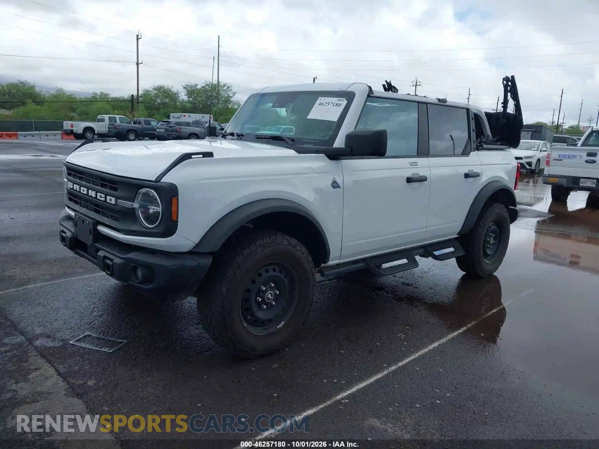 2 fotografías del automóvil dañado 1FMDE5BHXPLB76366 FORD BRONCO 2023