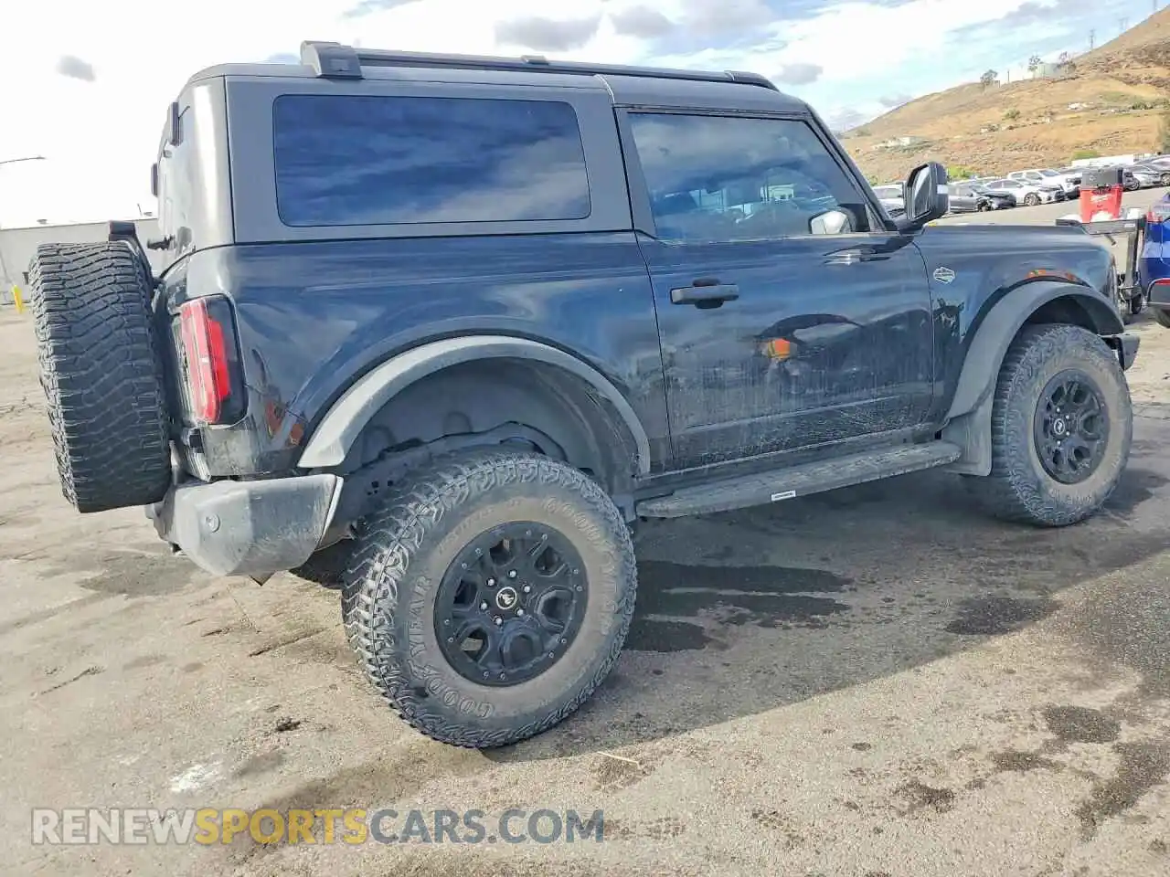 3 Photograph of a damaged car 1FMDE5CP8PLB07858 FORD BRONCO 2023