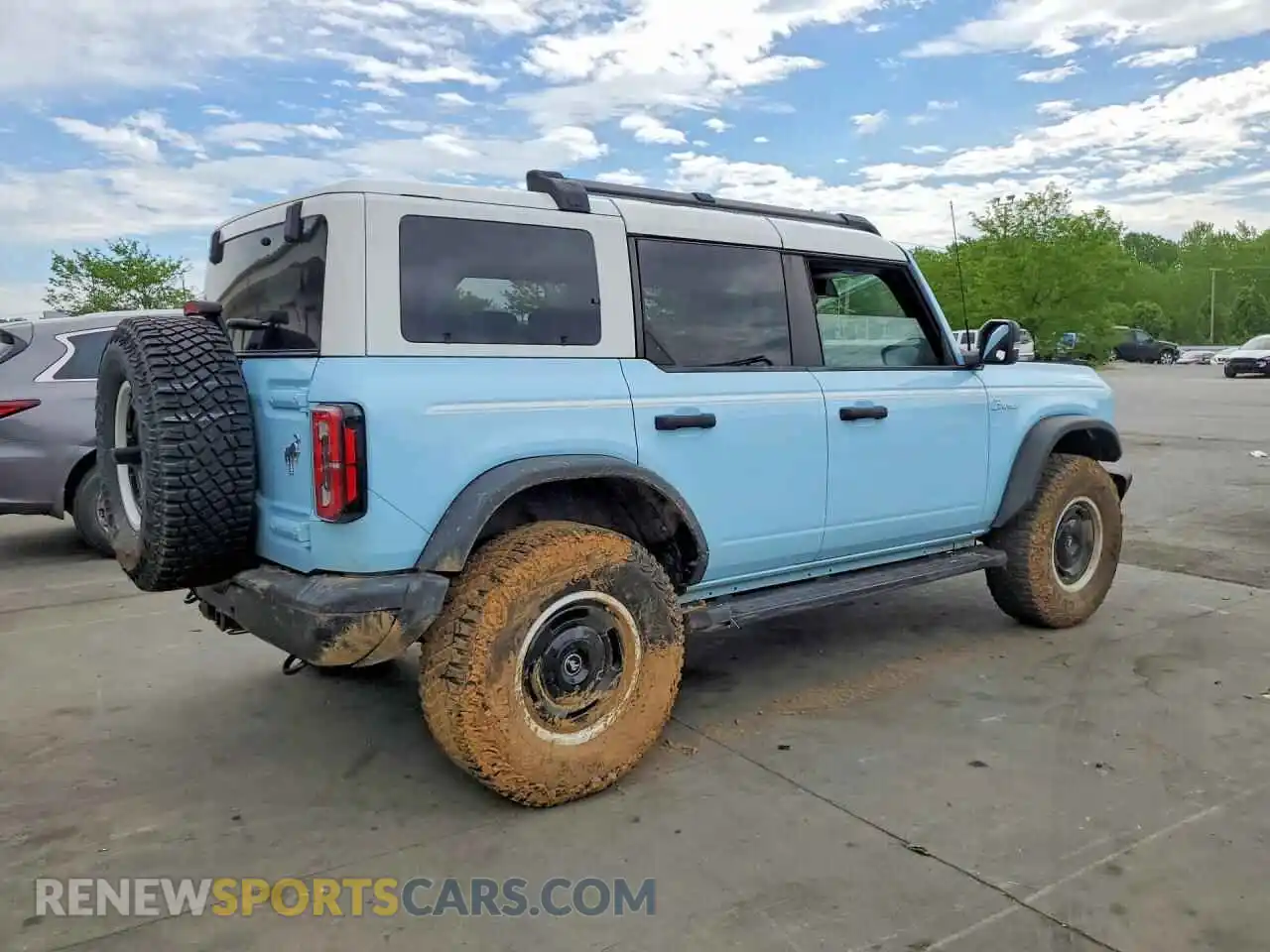 3 fotografías del automóvil dañado 1FMEE4GP5PLA70406 FORD BRONCO 2023