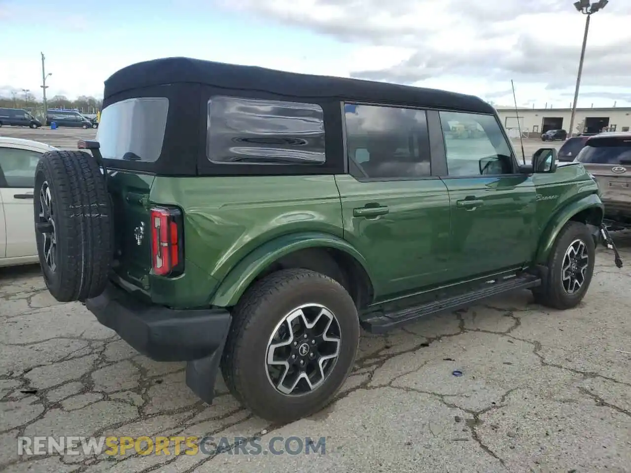 3 Photograph of a damaged car 1FMEE5BP1PLB18612 FORD BRONCO 2023