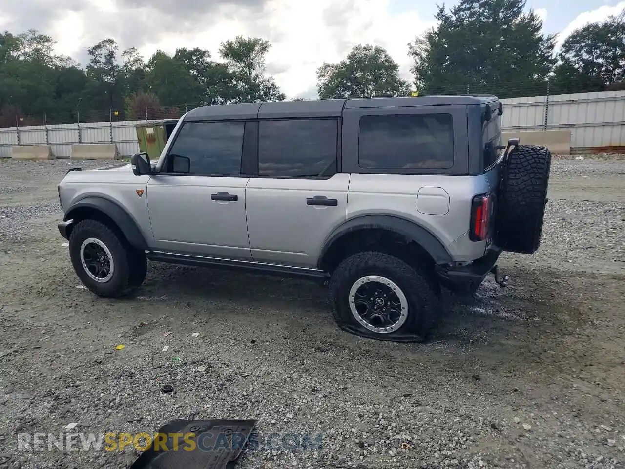 2 Photograph of a damaged car 1FMEE5DH2PLB16244 FORD BRONCO 2023