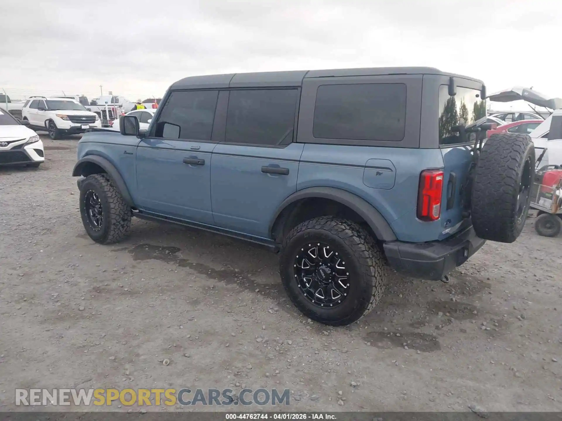 3 Photograph of a damaged car 1FMEE5DH6PLB69898 FORD BRONCO 2023