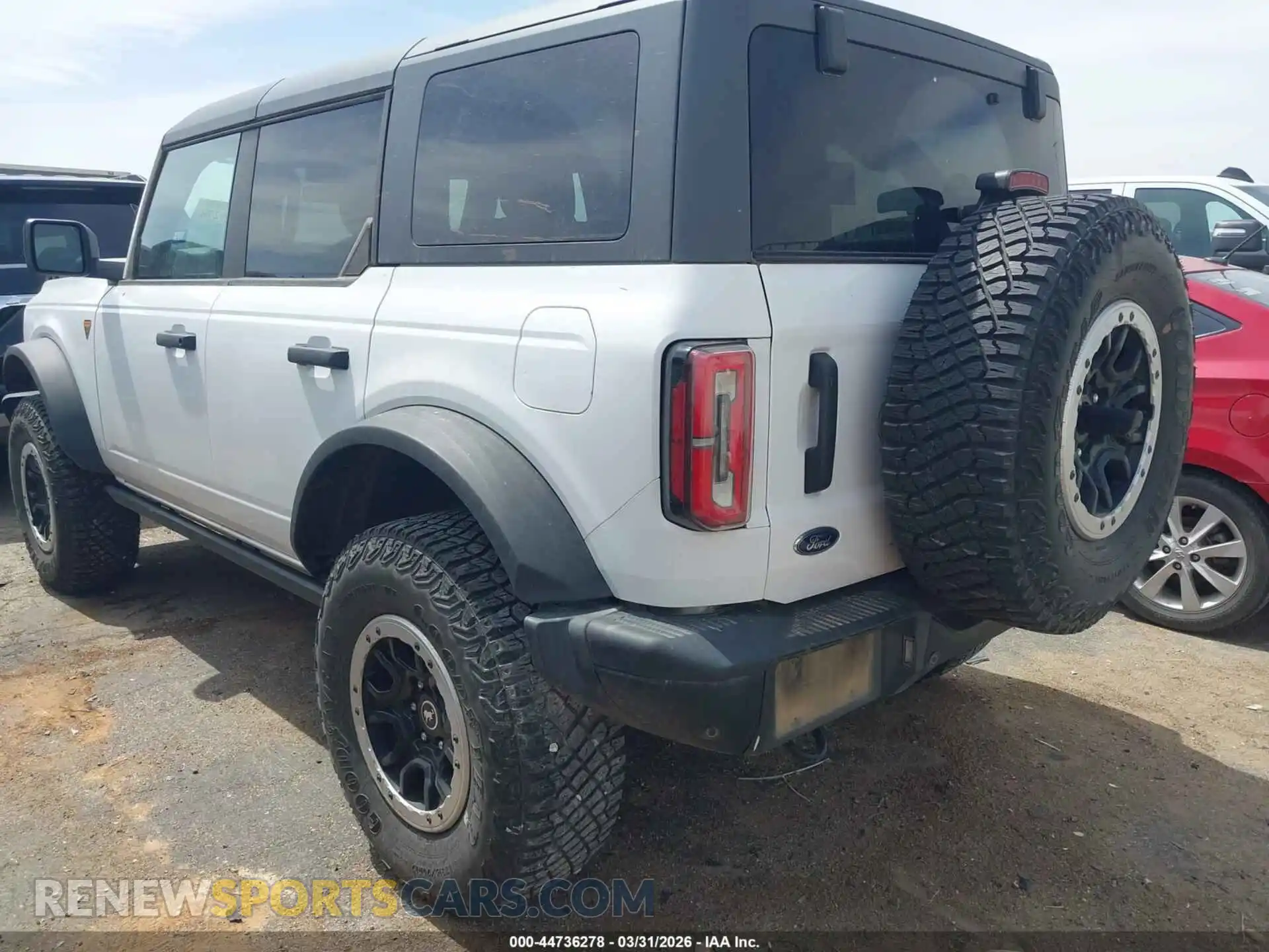 3 Photograph of a damaged car 1FMEE5DHXPLB67393 FORD BRONCO 2023