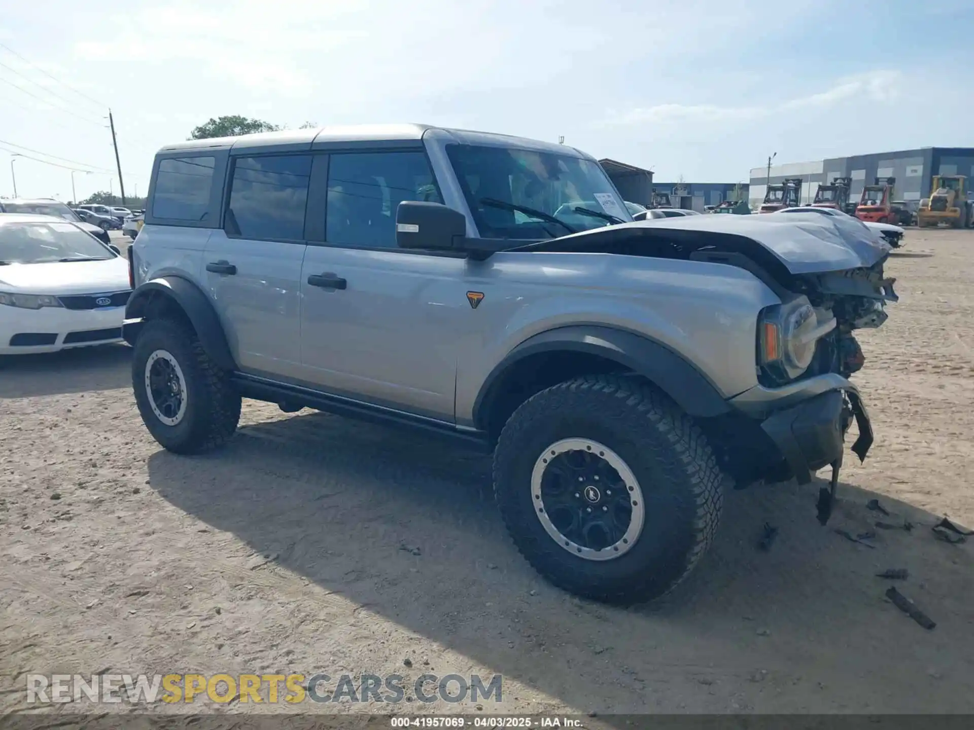 1 Photograph of a damaged car 1FMEE5DP1PLB89368 FORD BRONCO 2023
