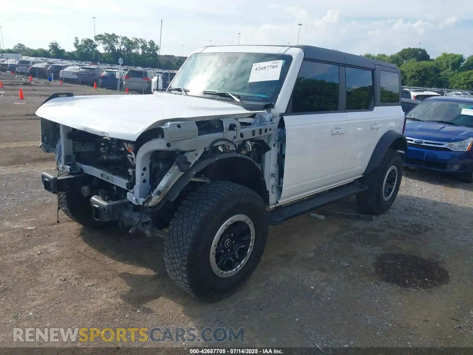 2 Photograph of a damaged car 1FMEE5DP2PLB01735 FORD BRONCO 2023