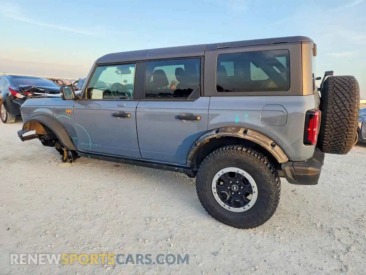 2 Photograph of a damaged car 1FMEE5DP2PLB32998 FORD BRONCO 2023