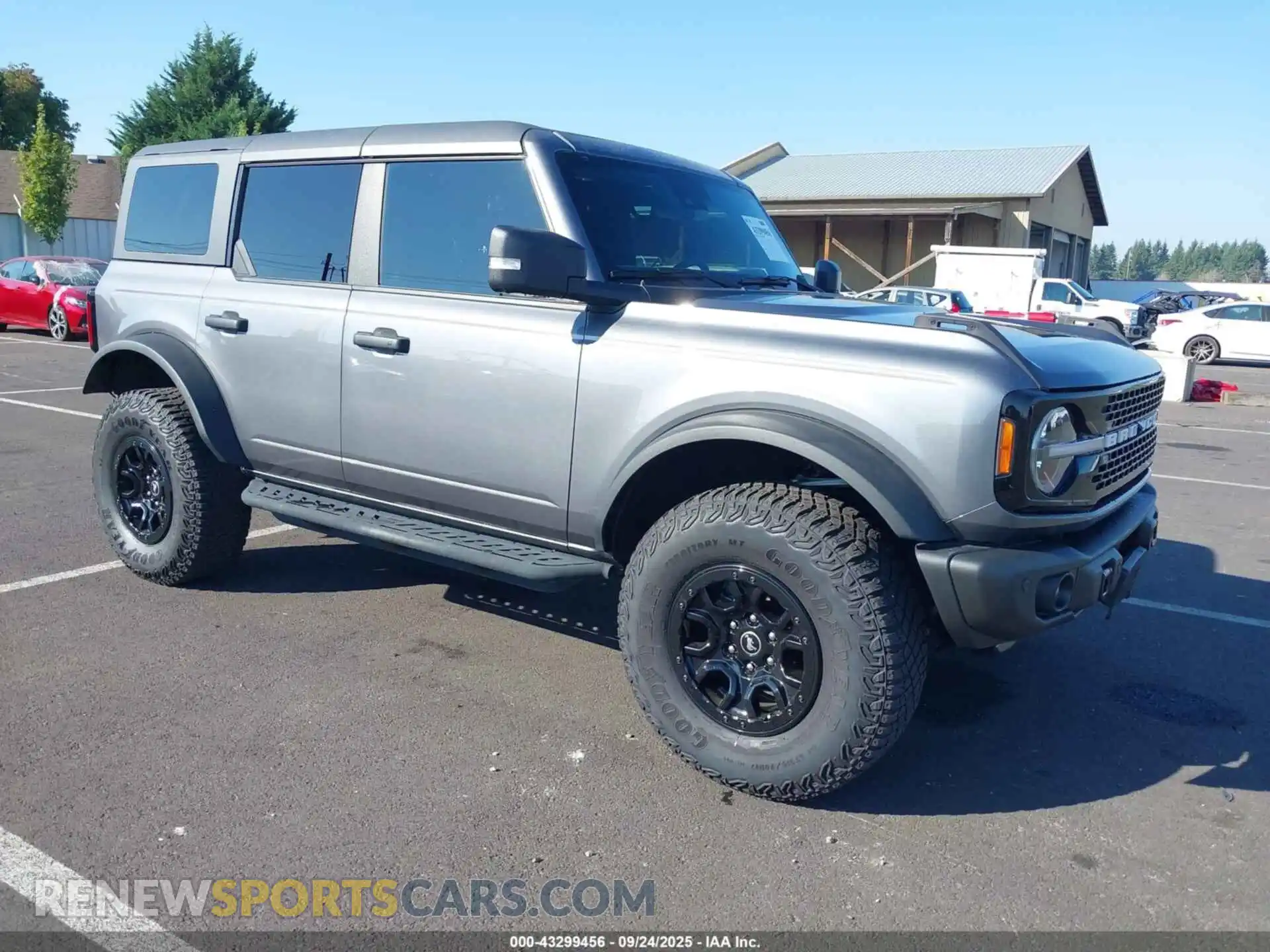 1 Photograph of a damaged car 1FMEE5DP3PLB31570 FORD BRONCO 2023