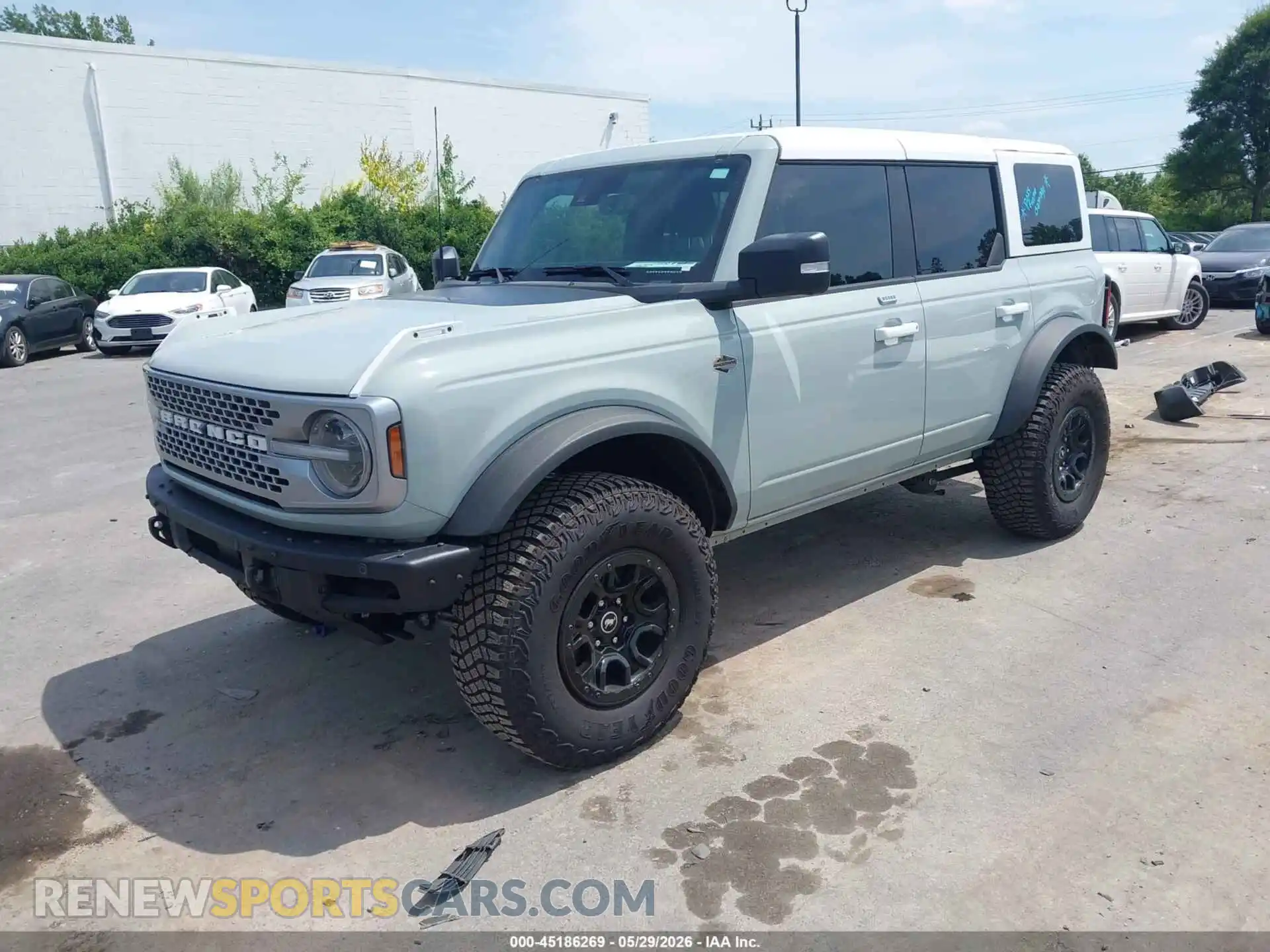 2 Photograph of a damaged car 1FMEE5DP3PLB86746 FORD BRONCO 2023