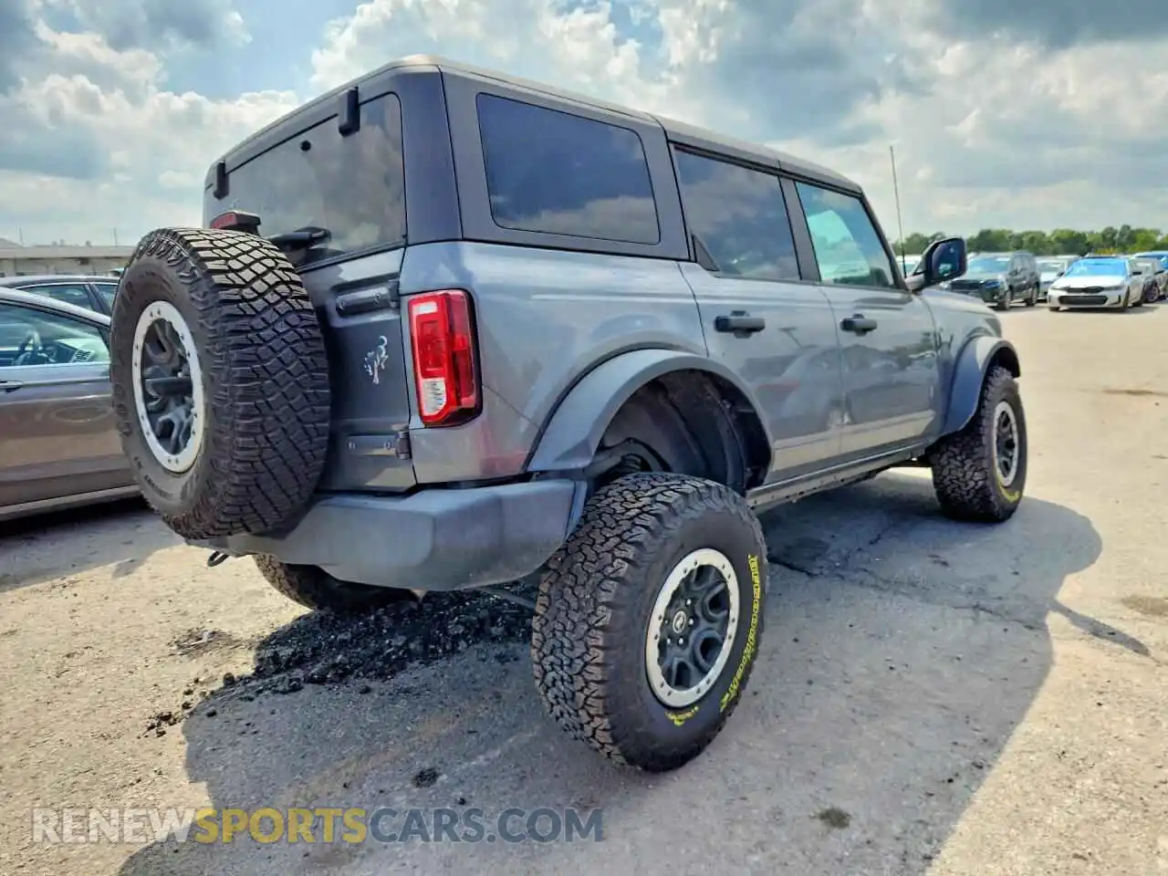 3 fotografías del automóvil dañado 1FMEE5DP5PLB17203 FORD BRONCO 2023