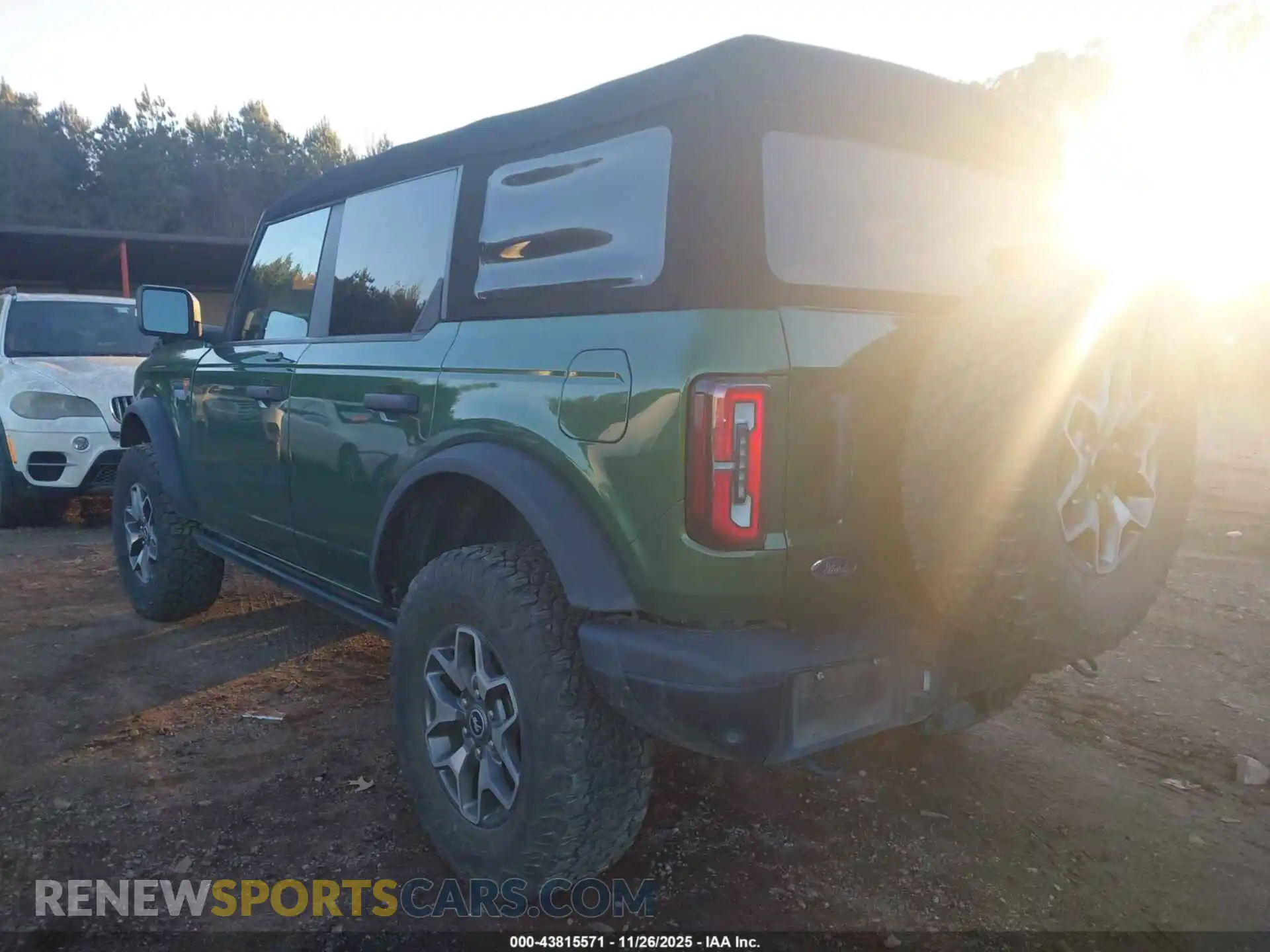 3 Photograph of a damaged car 1FMEE5DP5PLB39170 FORD BRONCO 2023