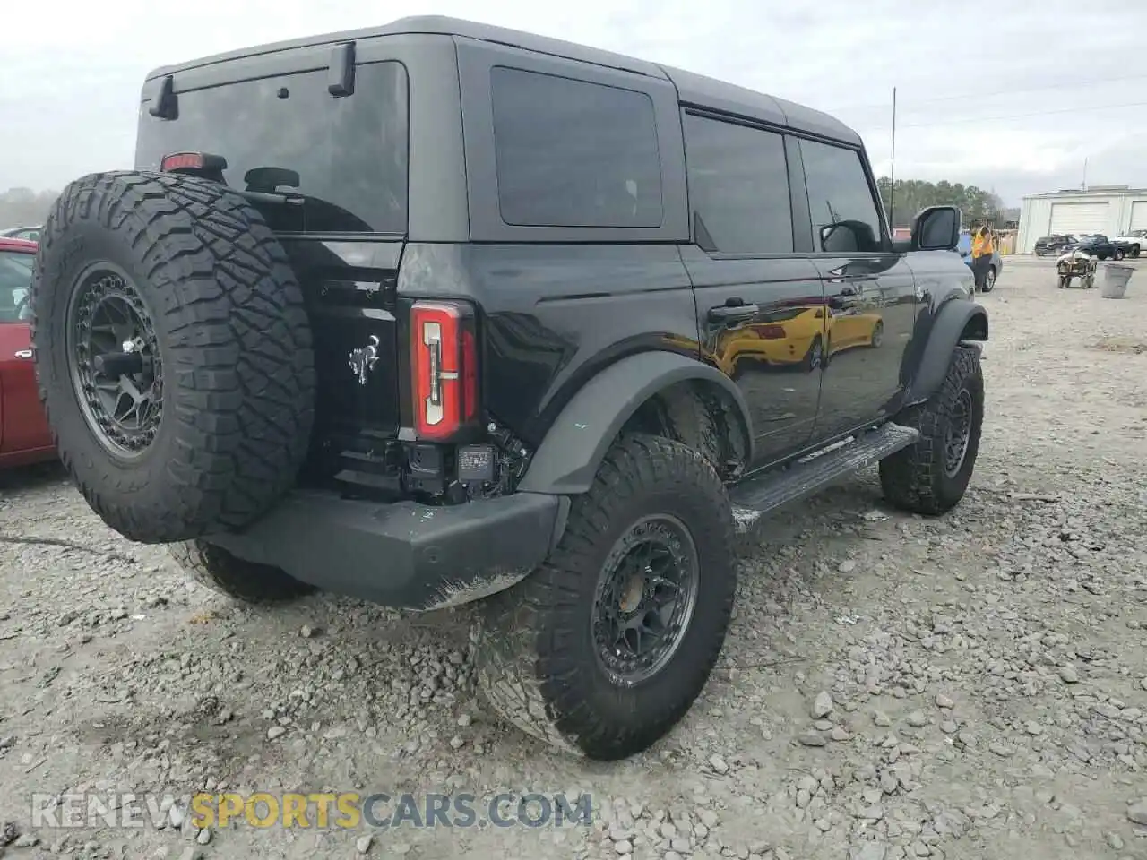 3 Photograph of a damaged car 1FMEE5DP5PLB85470 FORD BRONCO 2023