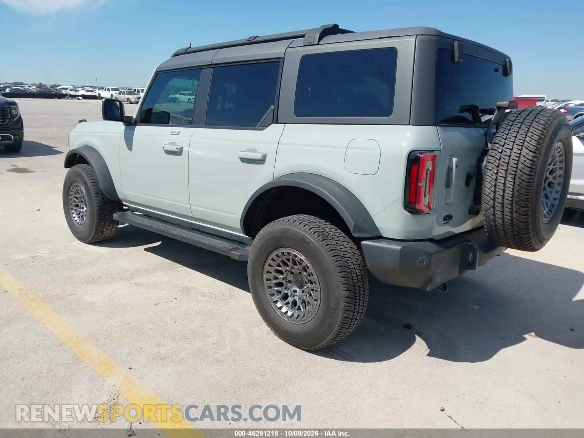 3 Photograph of a damaged car 1FMEE5DP6PLA91436 FORD BRONCO 2023