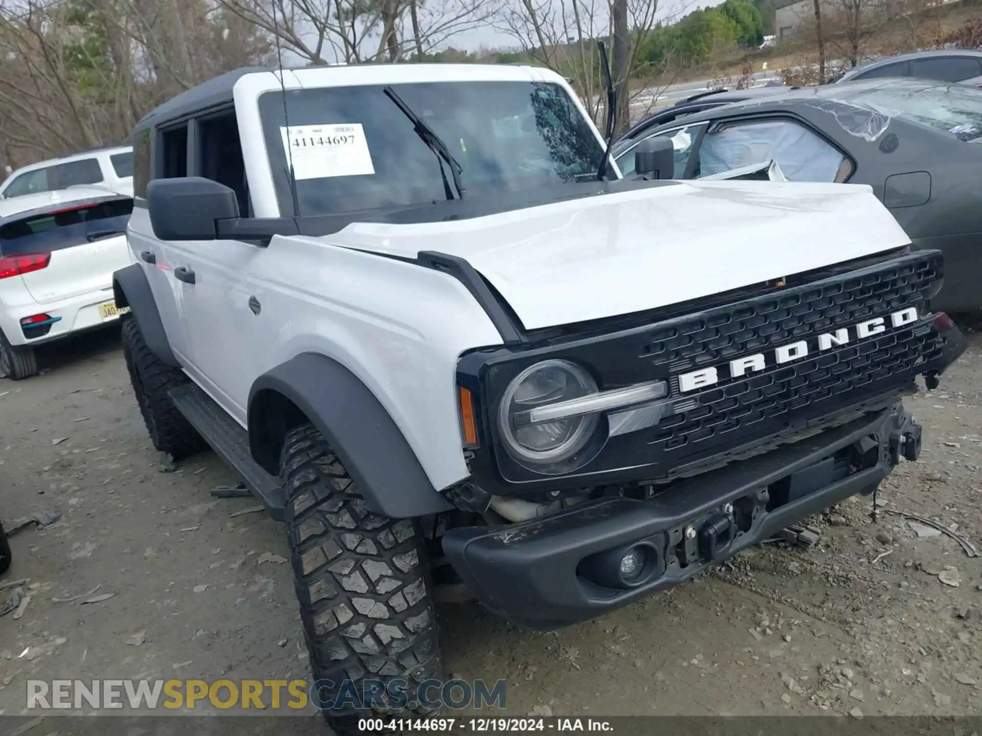 1 Photograph of a damaged car 1FMEE5DP7PLB52177 FORD BRONCO 2023