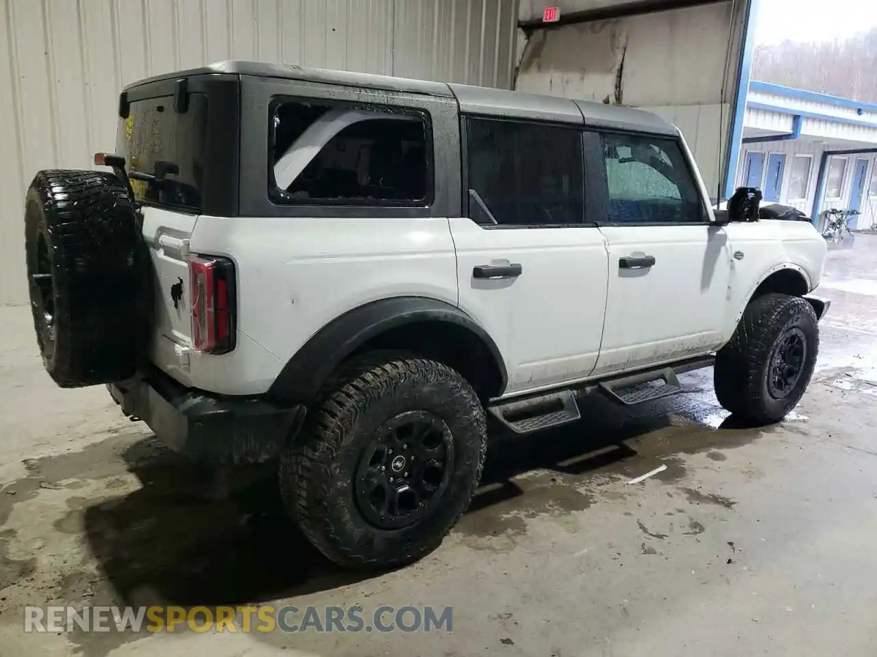 3 Photograph of a damaged car 1FMEE5DP7PLB56777 FORD BRONCO 2023