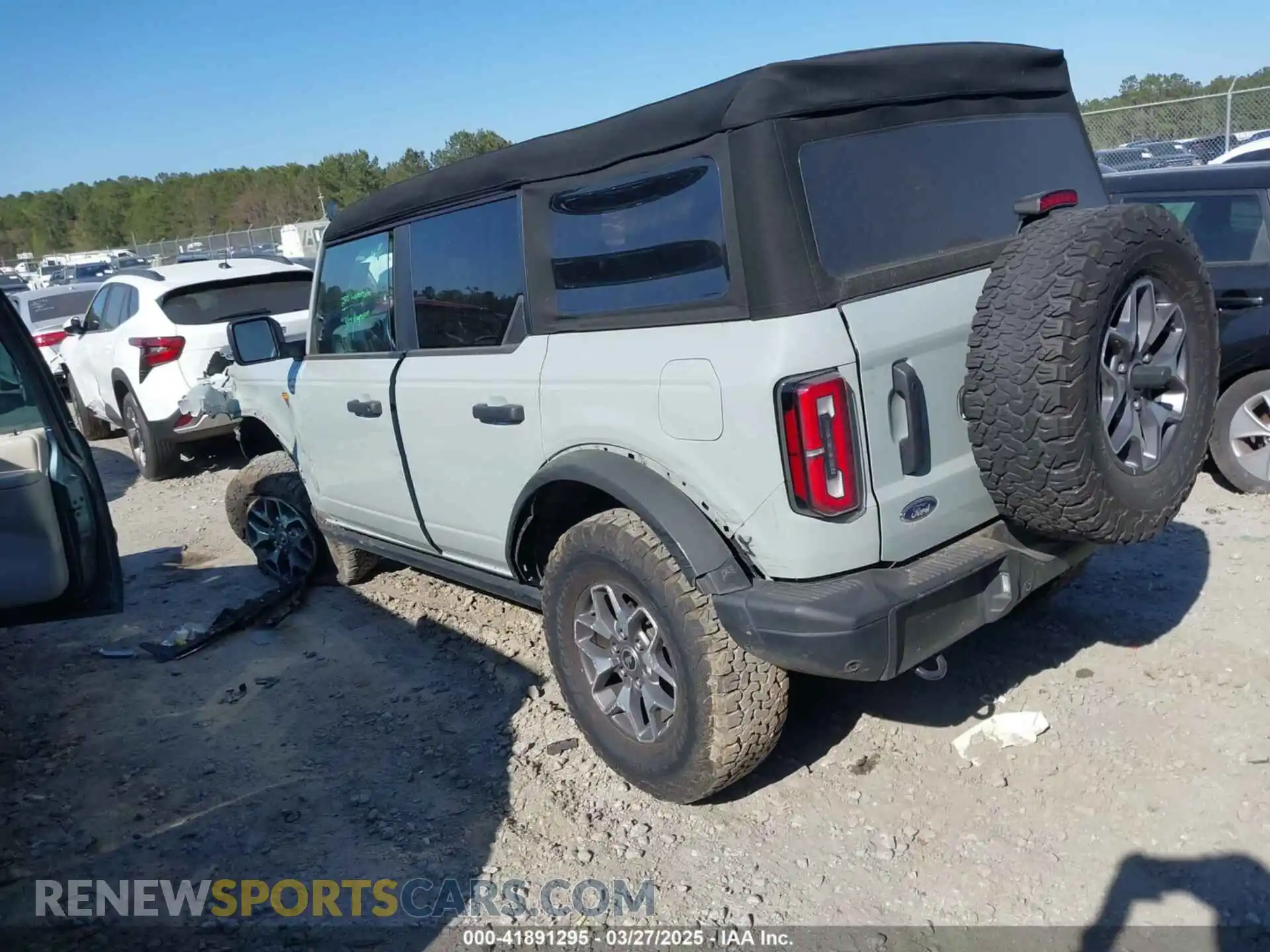 3 Photograph of a damaged car 1FMEE5DP7PLB81565 FORD BRONCO 2023