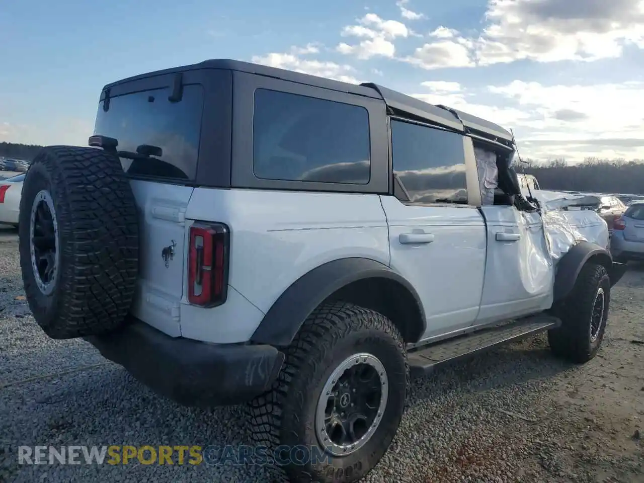 3 Photograph of a damaged car 1FMEE5DP8PLA94239 FORD BRONCO 2023