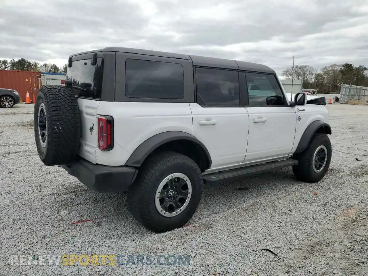 3 Photograph of a damaged car 1FMEE5DPXPLB37267 FORD BRONCO 2023