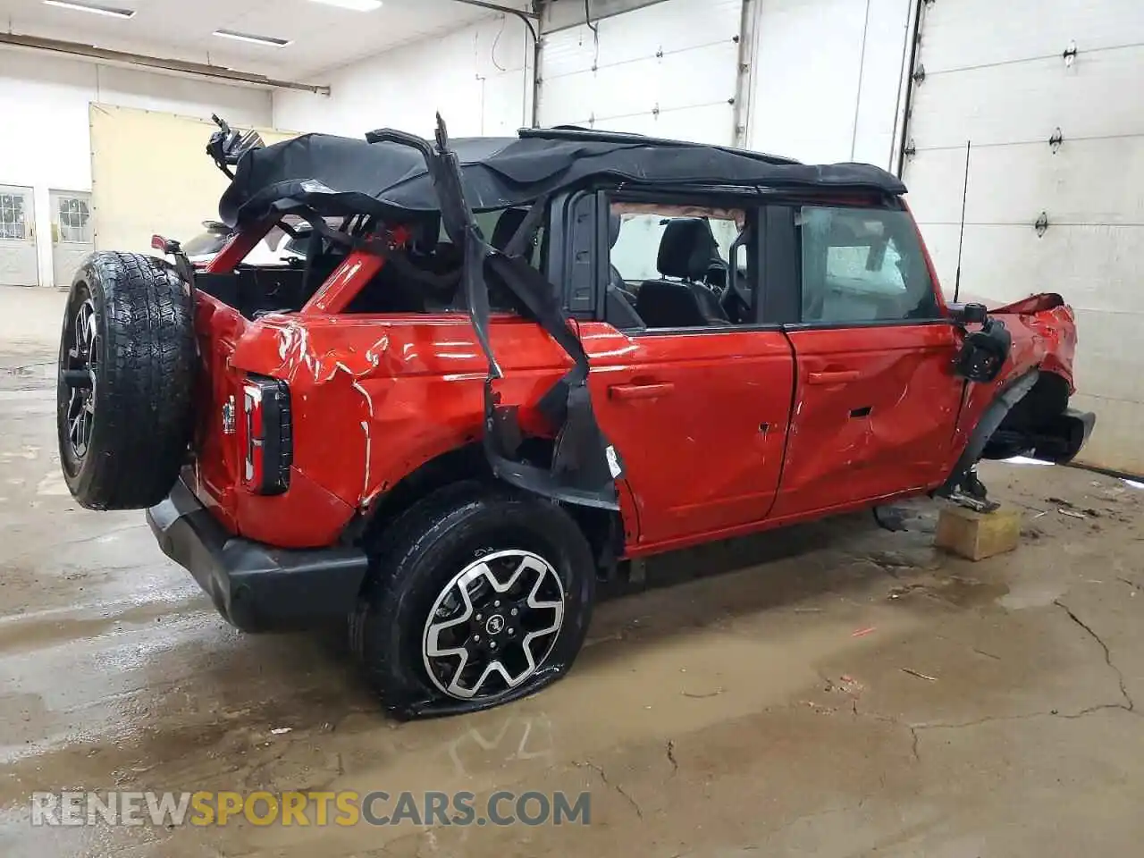3 Photograph of a damaged car 1FMEE5DPXPLB60113 FORD BRONCO 2023