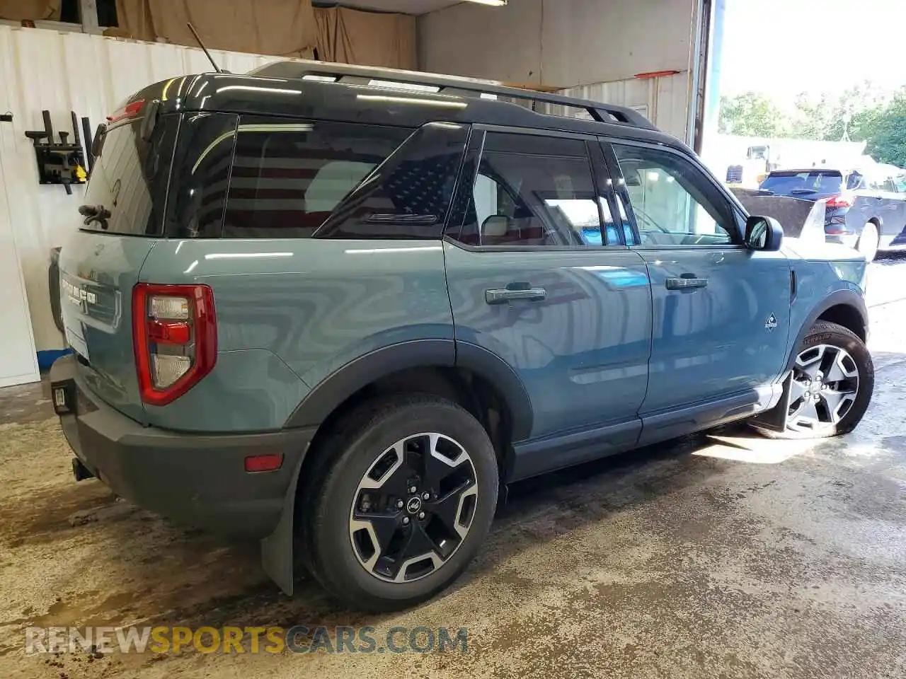 3 Photograph of a damaged car 3FMCR9C63PRD16909 FORD BRONCO 2023