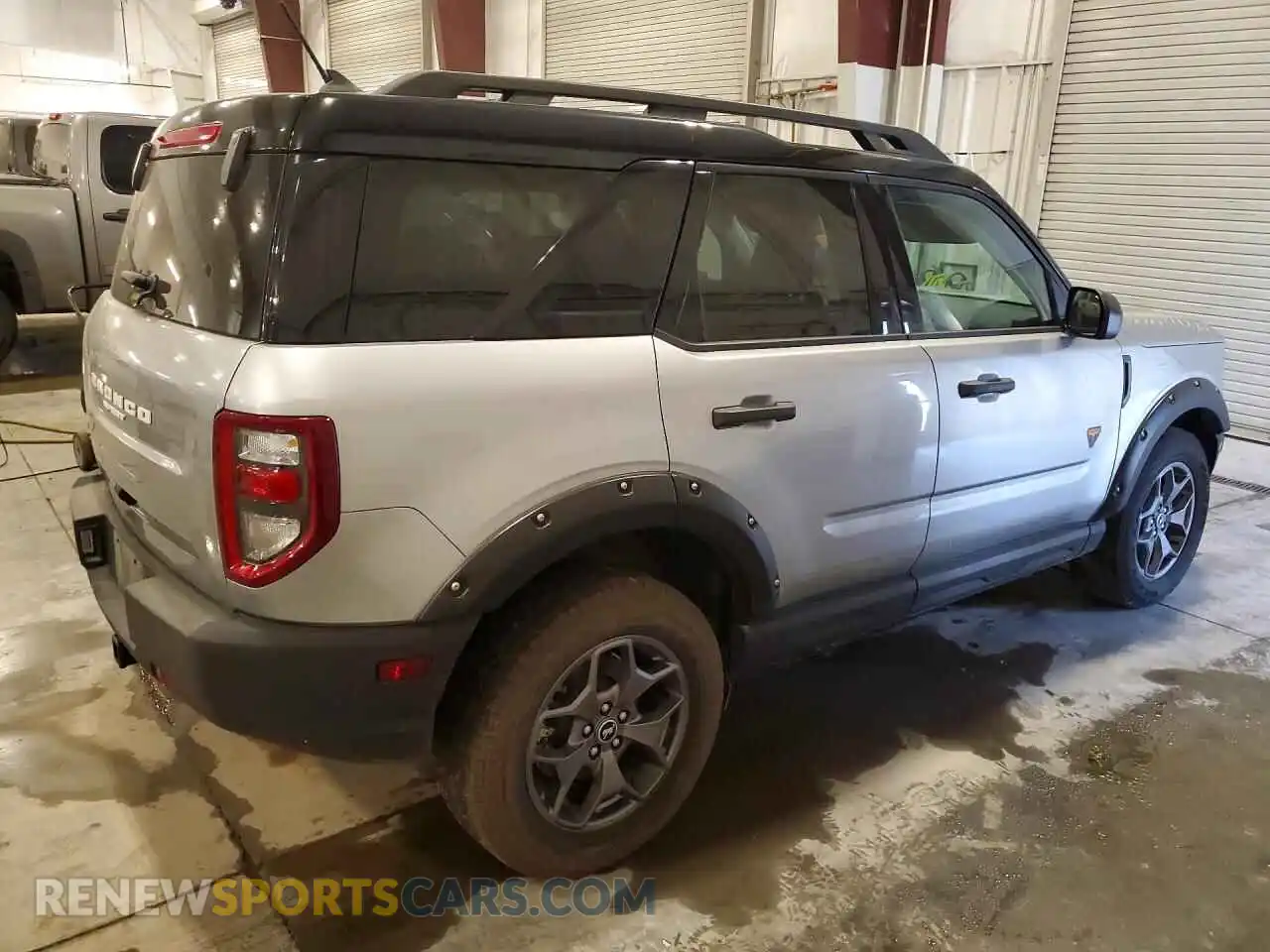 3 Photograph of a damaged car 3FMCR9D91PRE33557 FORD BRONCO 2023