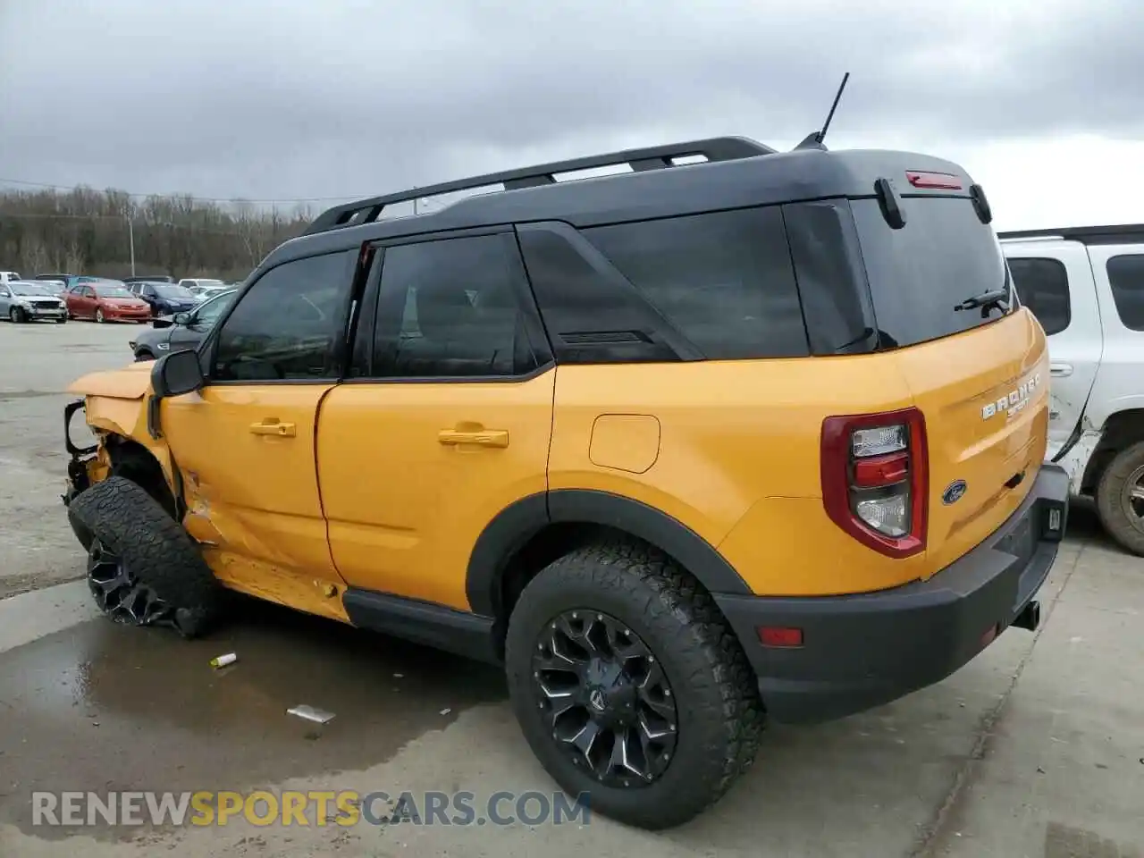 2 fotografías del automóvil dañado 3FMCR9D93PRD37462 FORD BRONCO 2023
