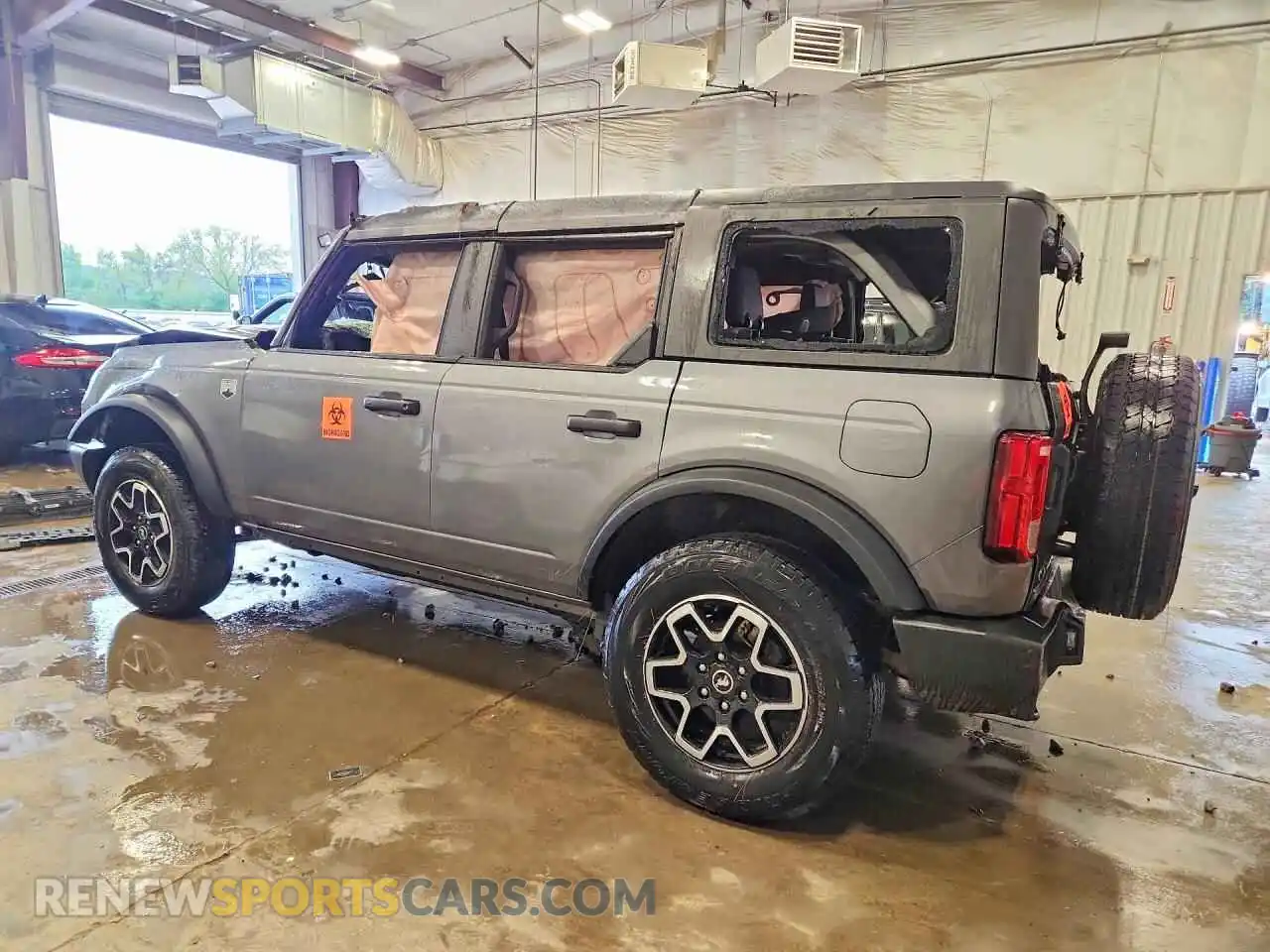2 Photograph of a damaged car 1FMDE7BH5RLA92860 FORD BRONCO 2024