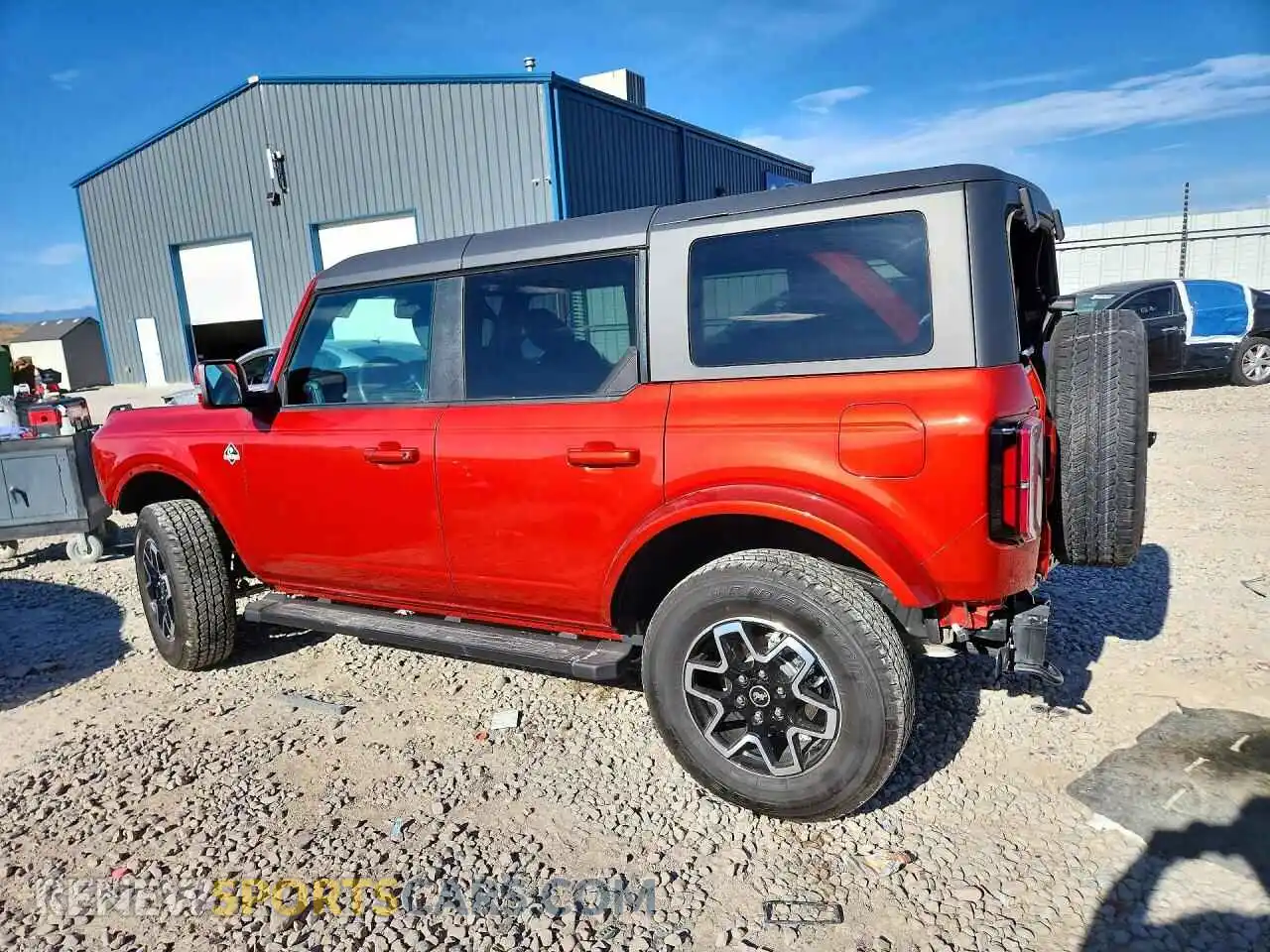 2 fotografías del automóvil dañado 1FMDE8BH8RLB44391 FORD BRONCO 2024