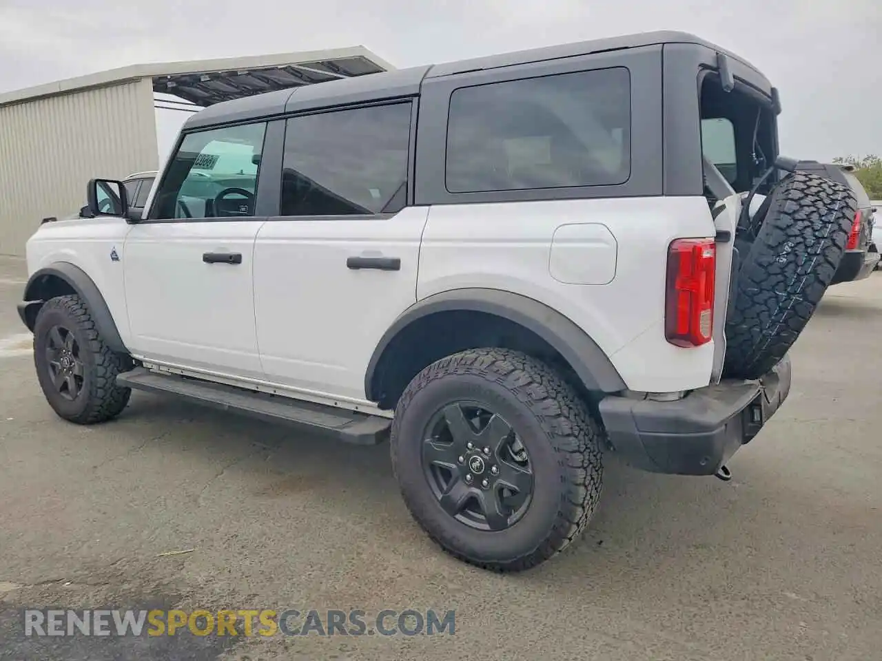 2 Photograph of a damaged car 1FMEE1BP7RLB49813 FORD BRONCO 2024