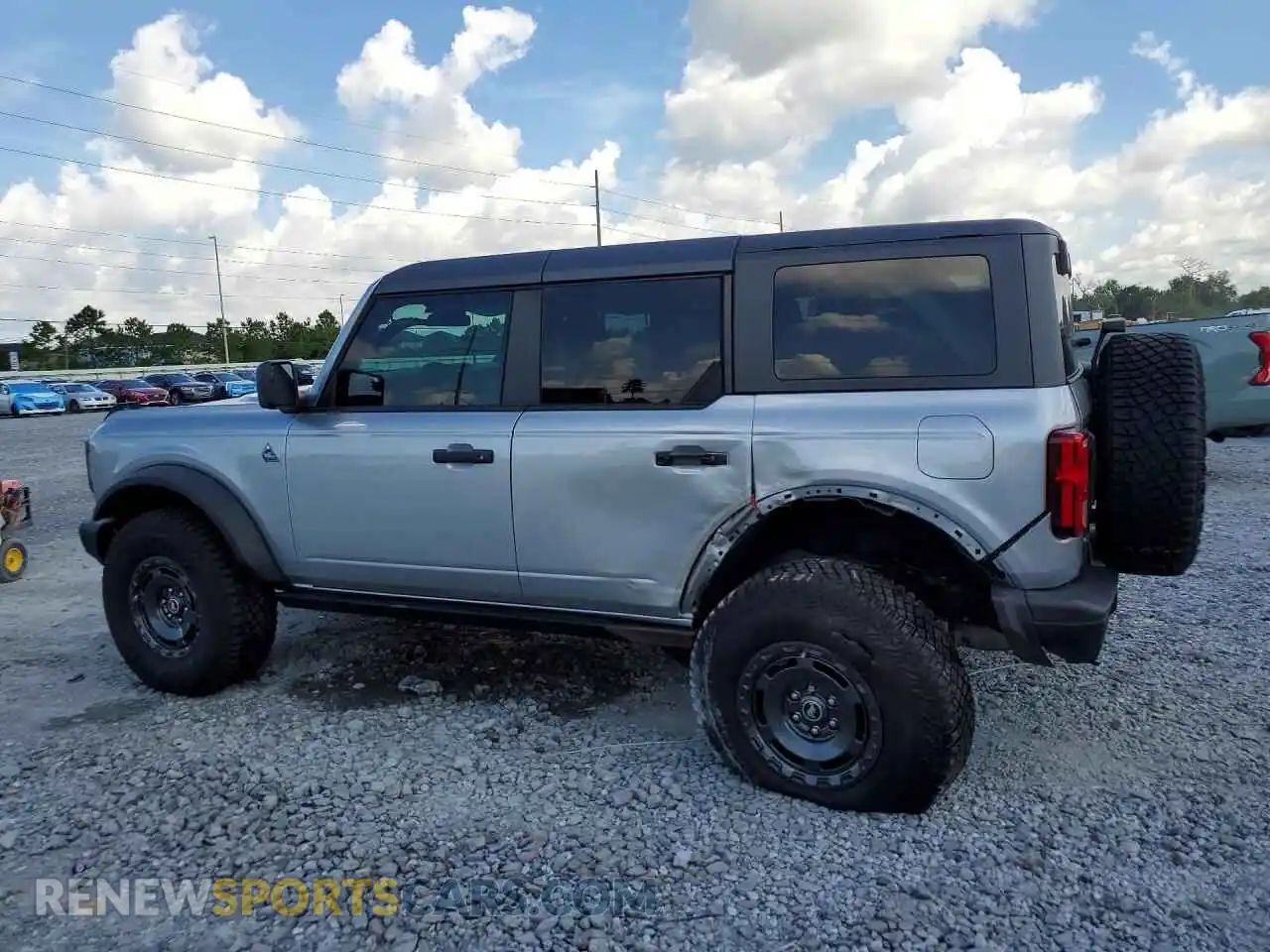 2 fotografías del automóvil dañado 1FMEE1BP9RLB37534 FORD BRONCO 2024