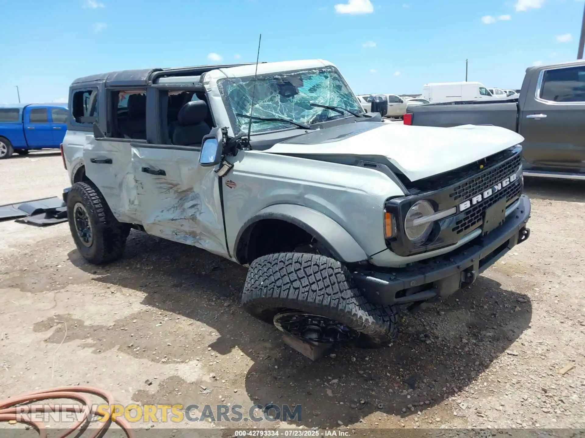1 Photograph of a damaged car 1FMEE2BPXRLA19305 FORD BRONCO 2024