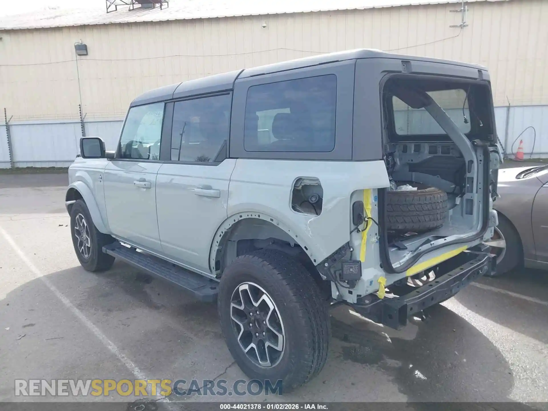 3 Photograph of a damaged car 1FMEE8BP7RLA12380 FORD BRONCO 2024