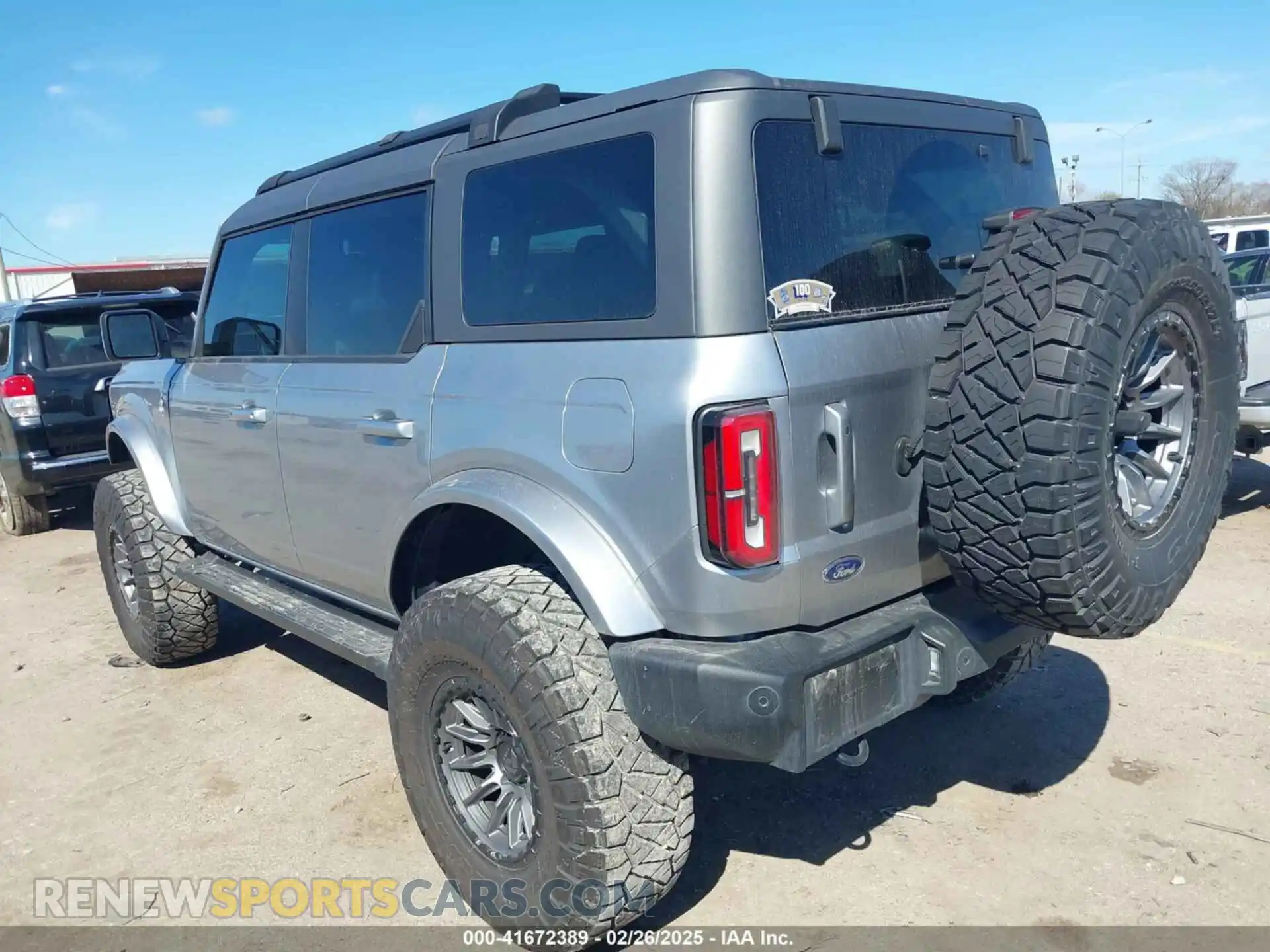 3 Photograph of a damaged car 1FMEE8BP9RLA09450 FORD BRONCO 2024