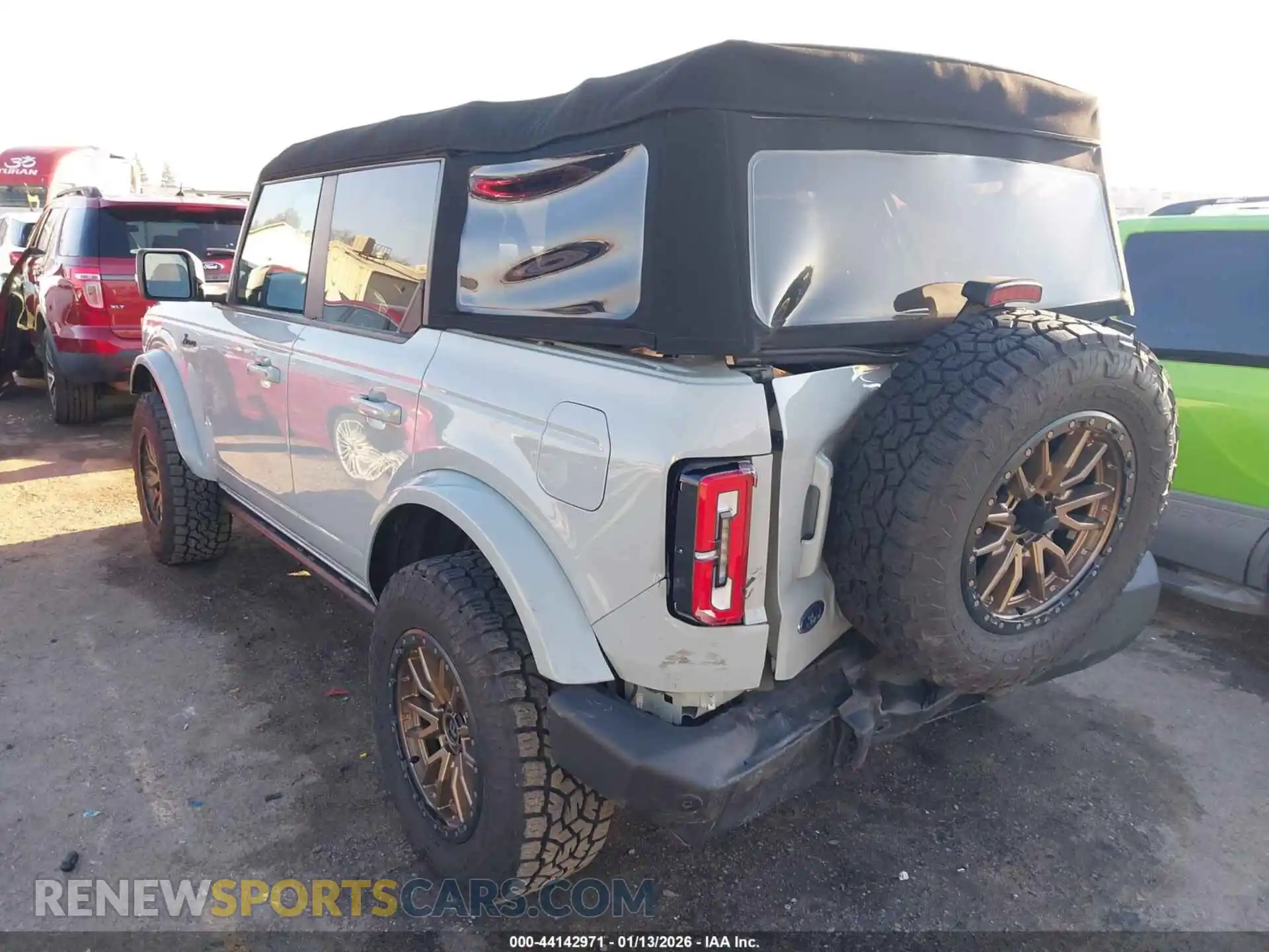 3 Photograph of a damaged car 1FMEE8BP9RLA60818 FORD BRONCO 2024