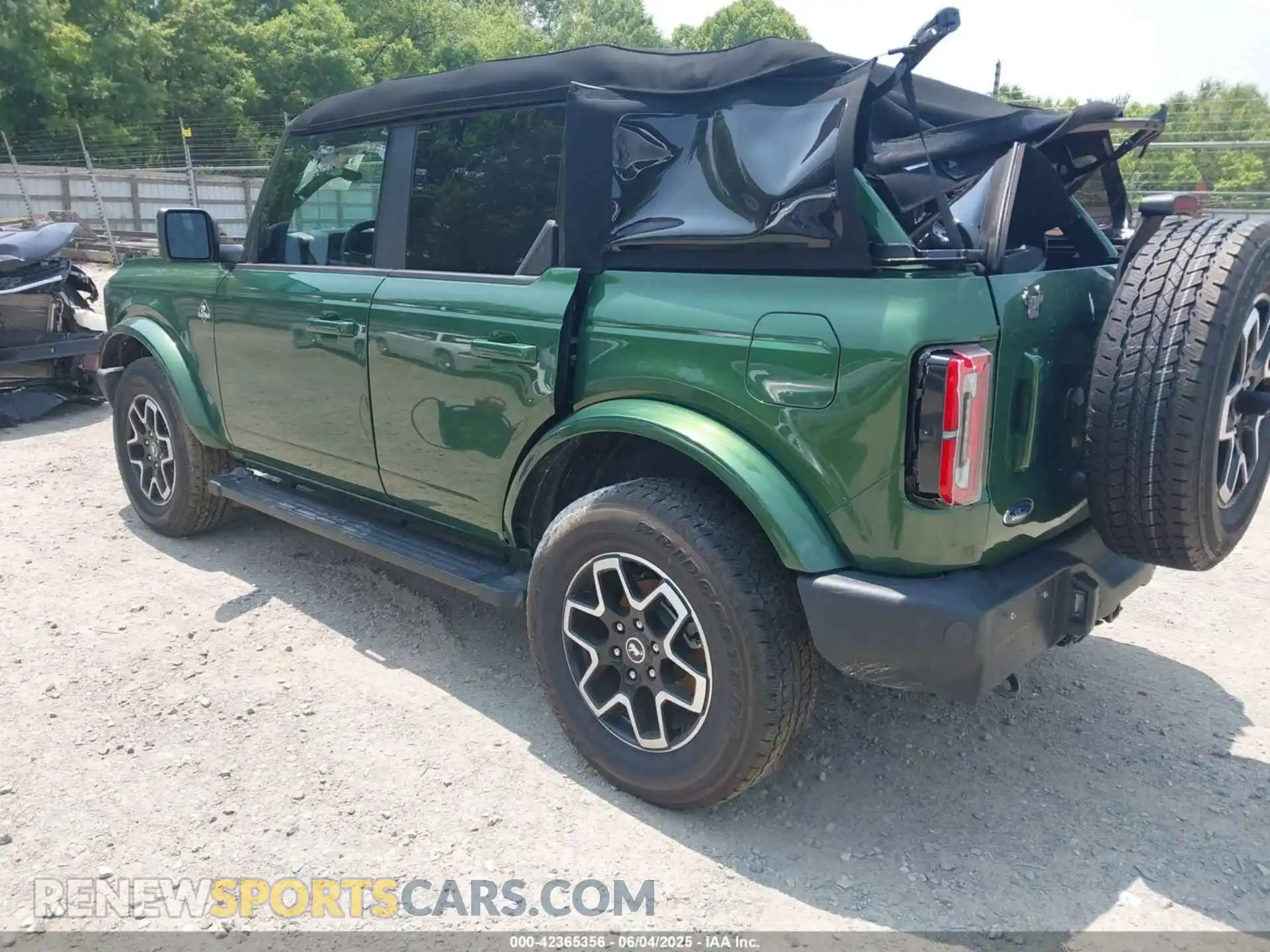 3 fotografías del automóvil dañado 1FMEE8BPXRLA06492 FORD BRONCO 2024