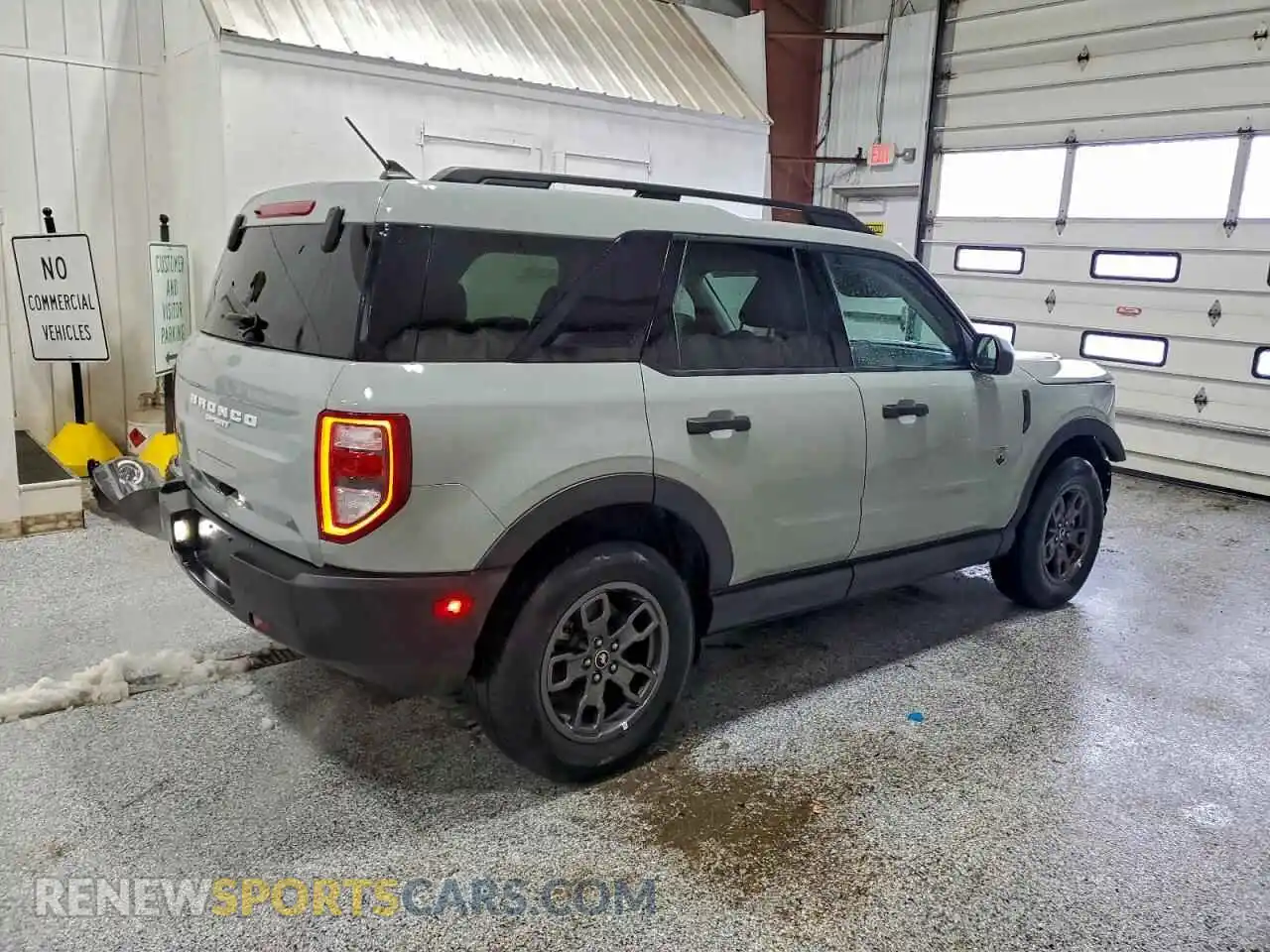 3 Photograph of a damaged car 3FMCR9B66RRE85875 FORD BRONCO 2024