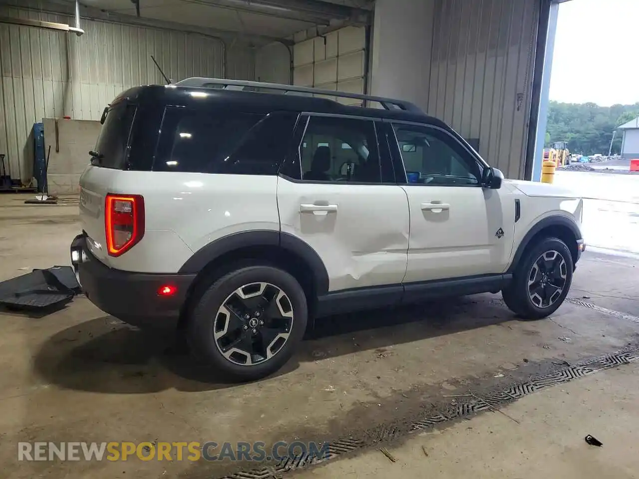 3 Photograph of a damaged car 3FMCR9C63RRE50872 FORD BRONCO 2024