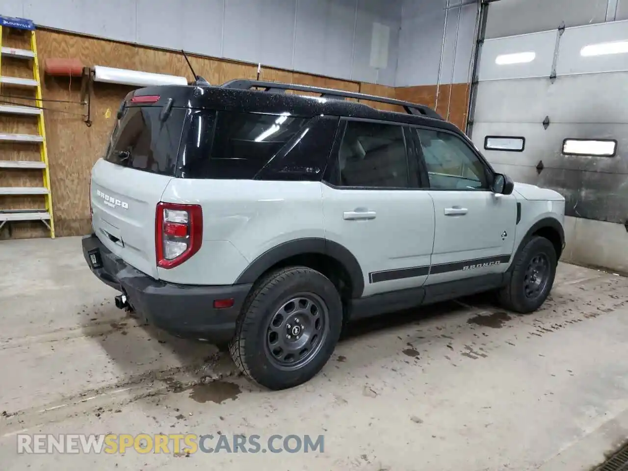 3 Photograph of a damaged car 3FMCR9C64RRE37368 FORD BRONCO 2024