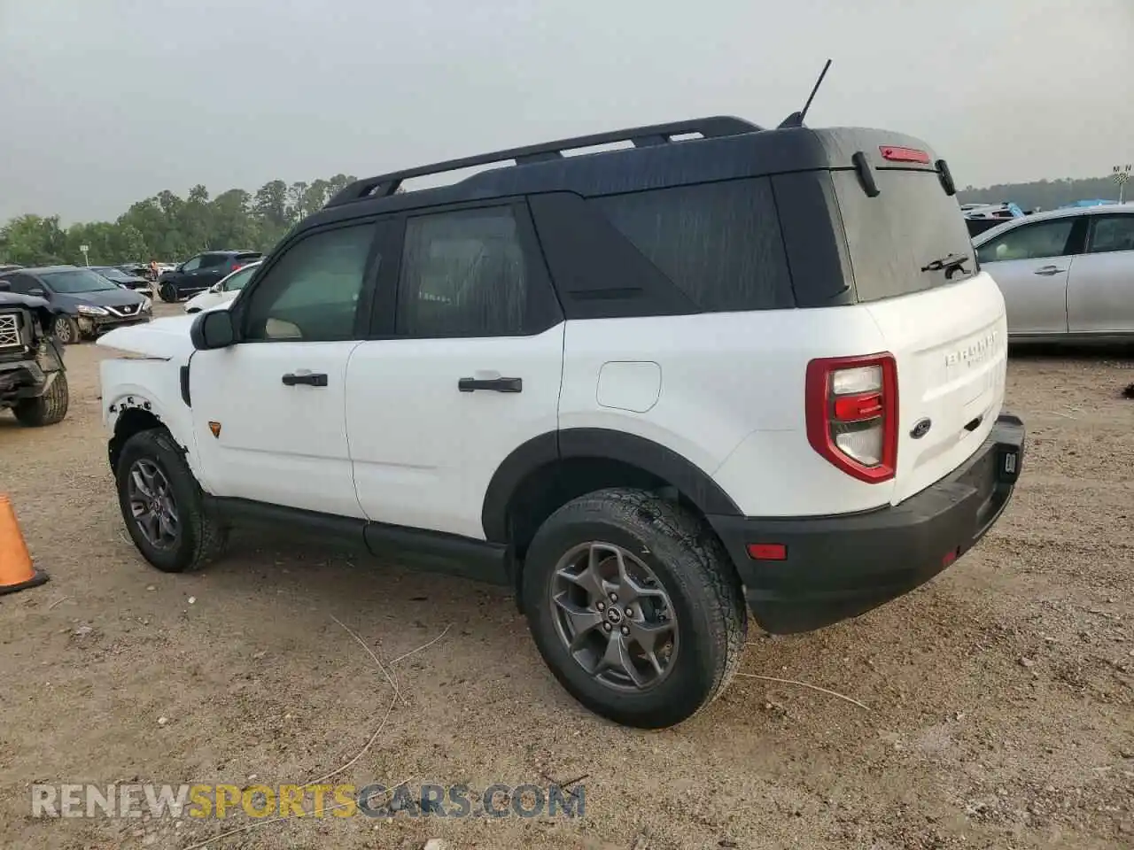 2 fotografías del automóvil dañado 3FMCR9D90RRF27061 FORD BRONCO 2024