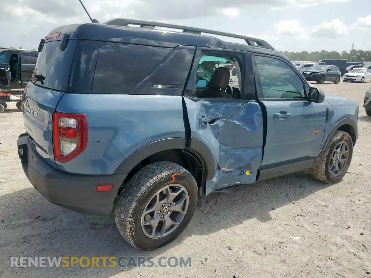 3 Photograph of a damaged car 3FMCR9D96RRE16935 FORD BRONCO 2024
