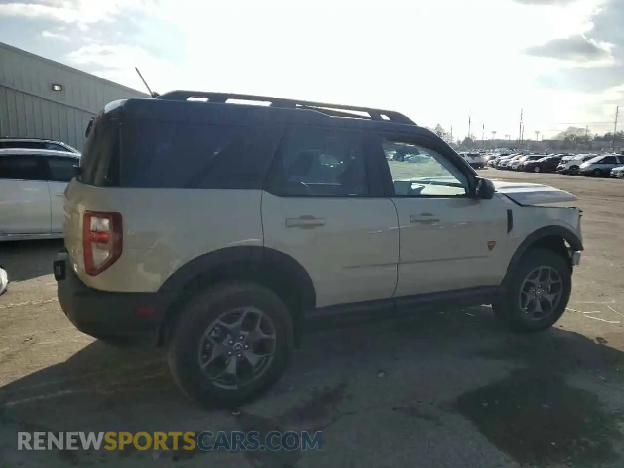 3 Фотография поврежденного автомобиля 3FMCR9D98RRF71907 FORD BRONCO 2024