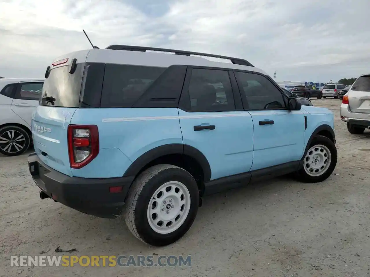 3 Фотография поврежденного автомобиля 3FMCR9G60RRE14213 FORD BRONCO 2024